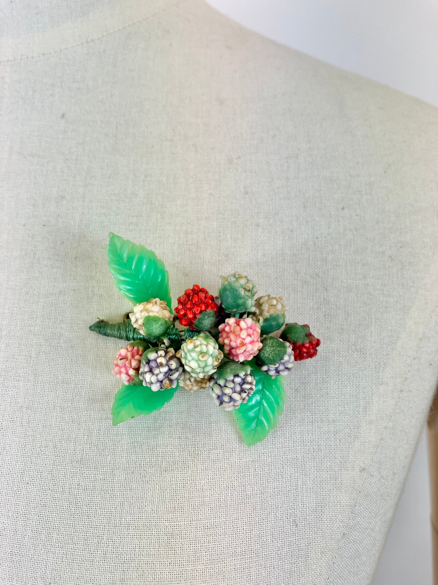 Original 1940's Beautiful  Fruit Berry Brooch