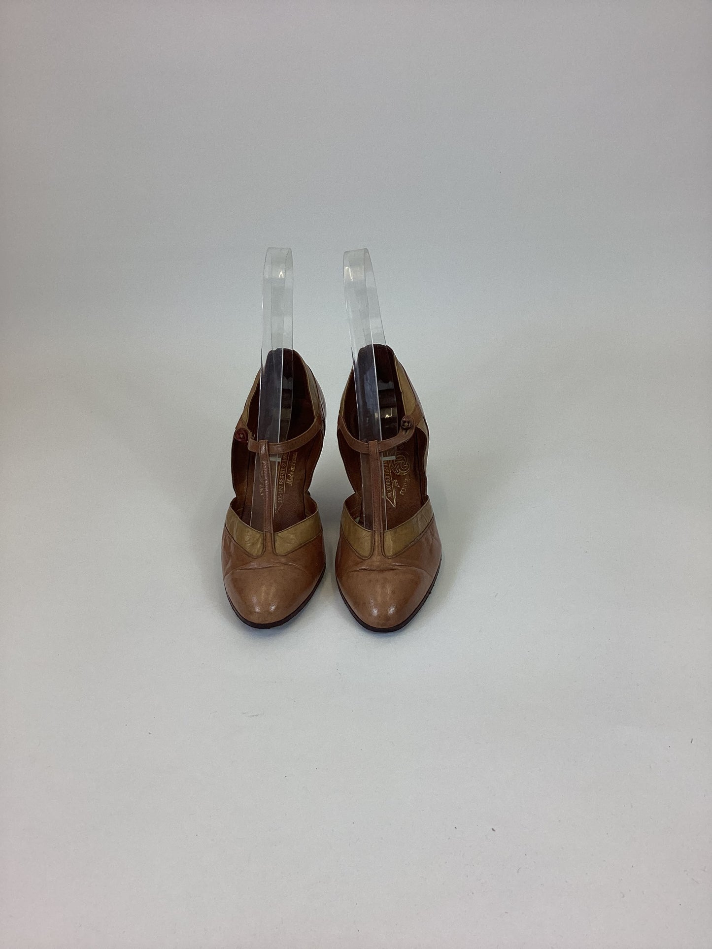 Original 20's/30's stunning 2 tone shoes - in taupe and sand colourway