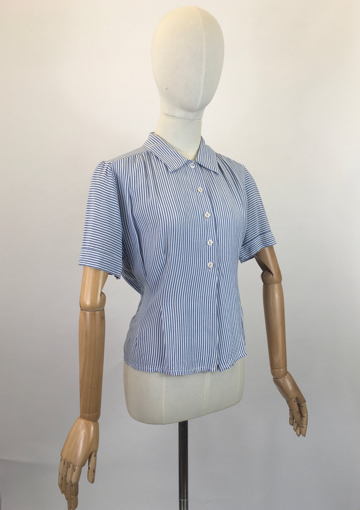 Original 1940’s Gorgeous Striped Blouse - in Blue/White