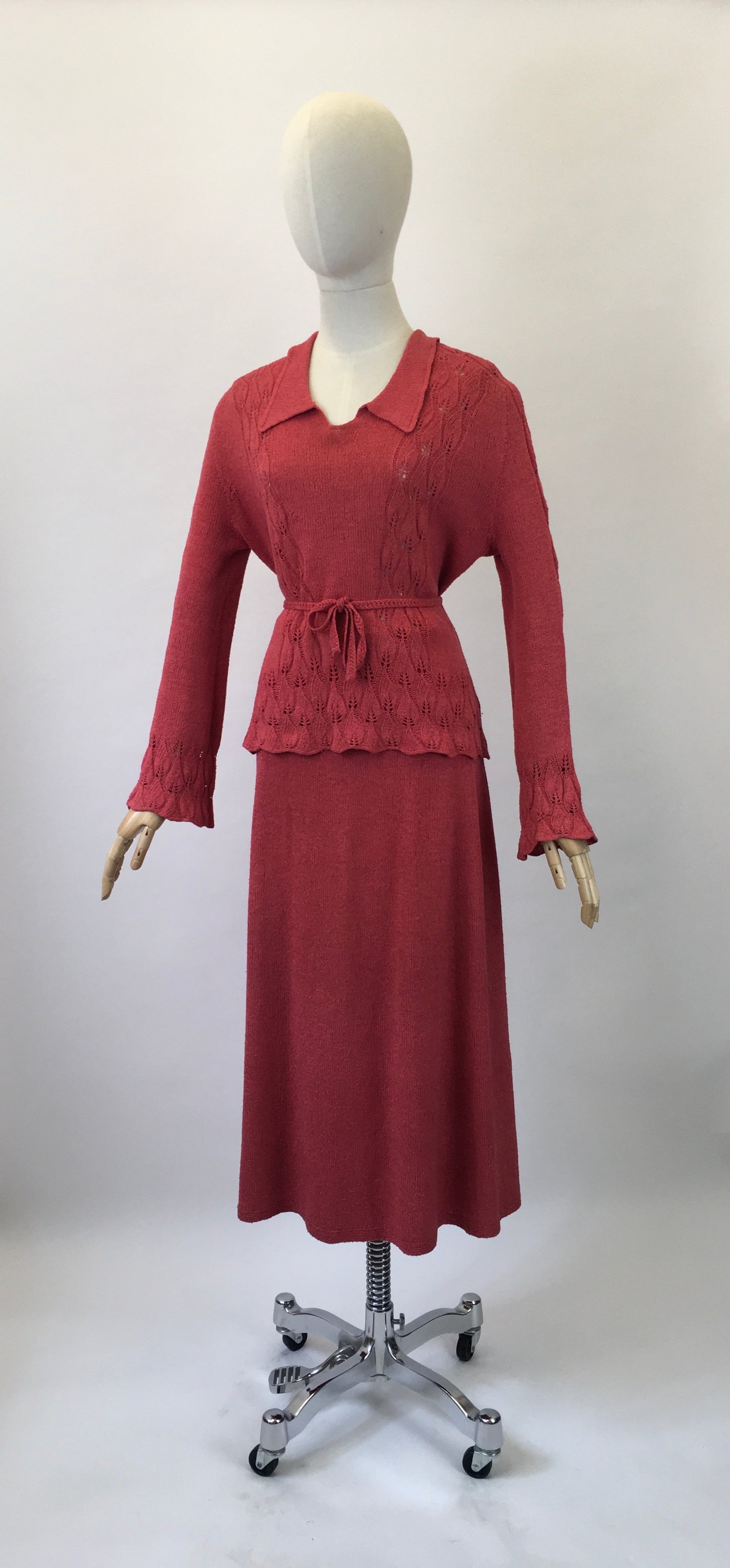 Original late 30's 3pc Knit Set - in Gorgeous Salmon