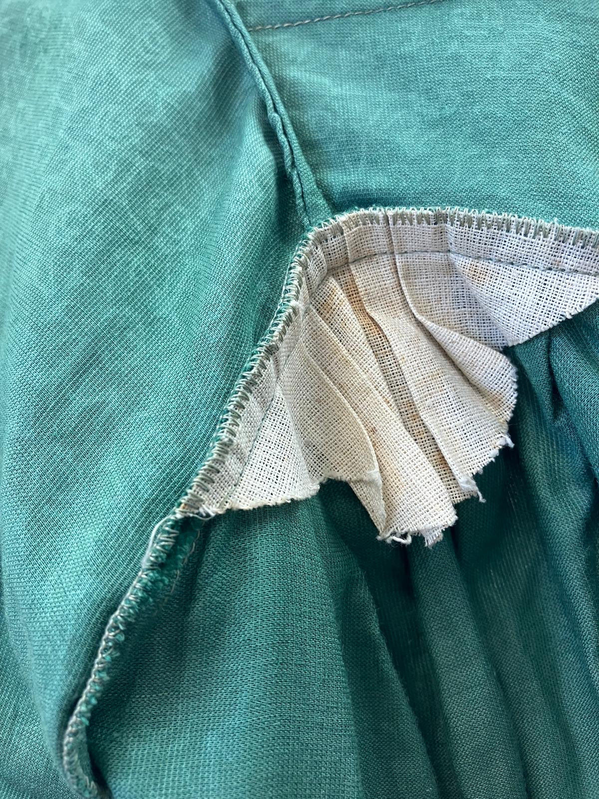 Original 1920's/30's Fabulous Silk Velvet Blouse - in Rich Green