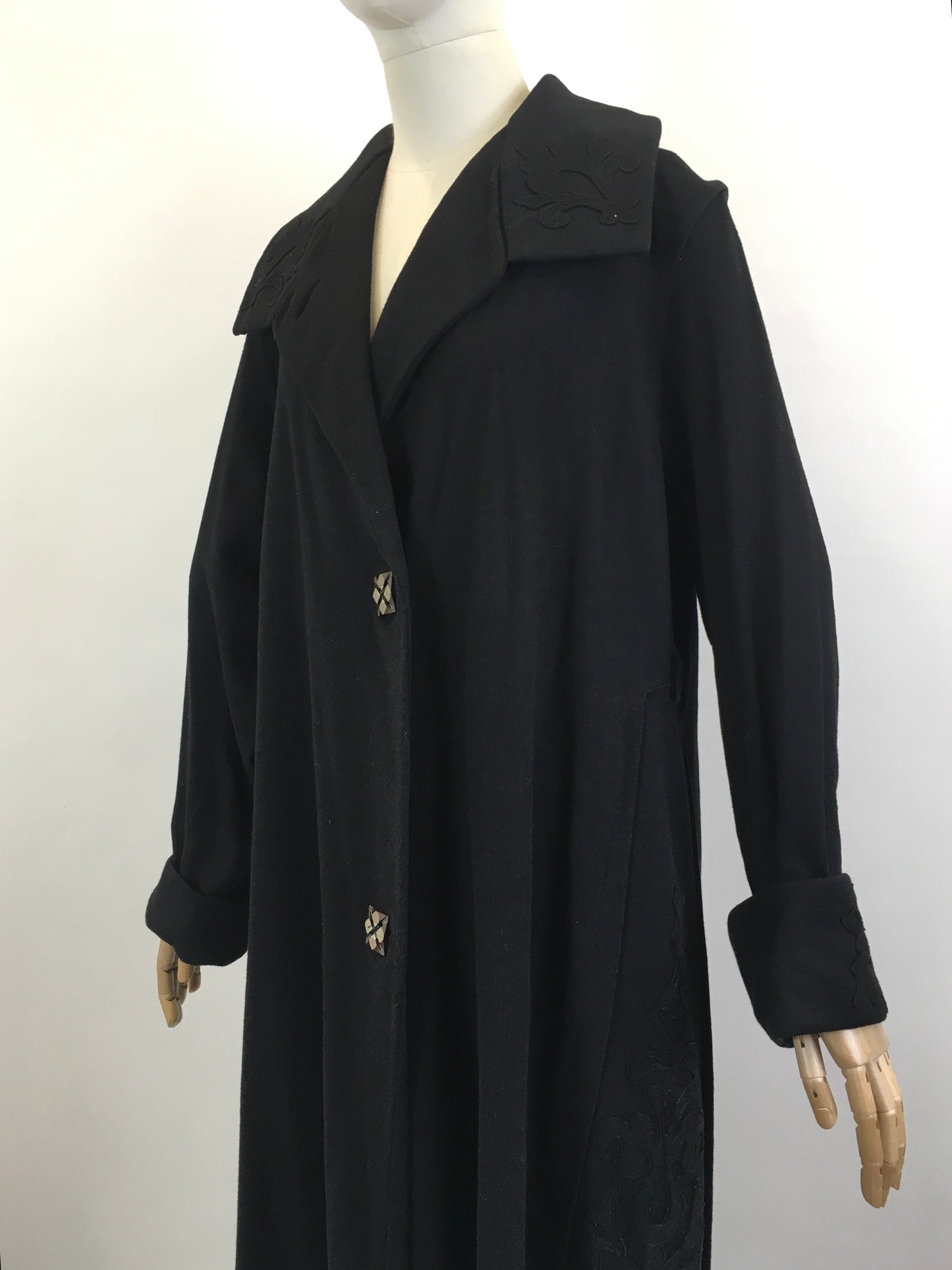 Original 20’s/ 30’s Fabulous Wool Coat in Black