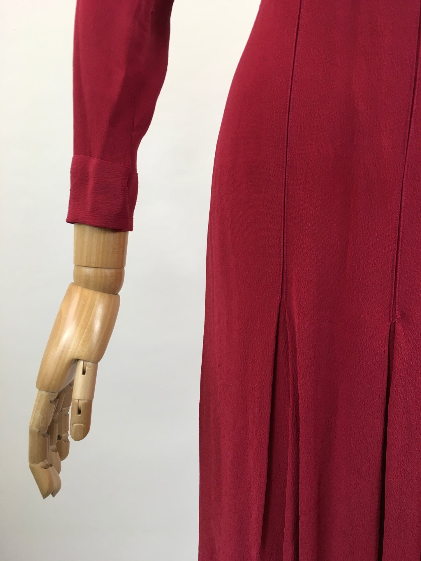 Original Dinner Plate 1940’s Cocktail dress - Wine Red