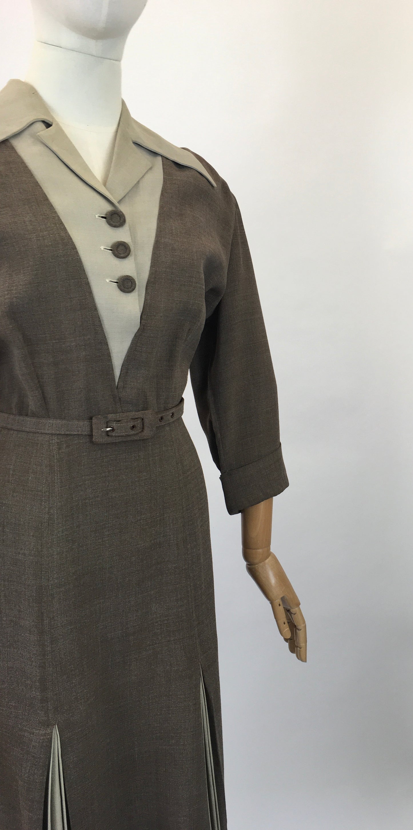 Original 40’s Beautiful Two Tone dress - Taupe and Brown colourway.