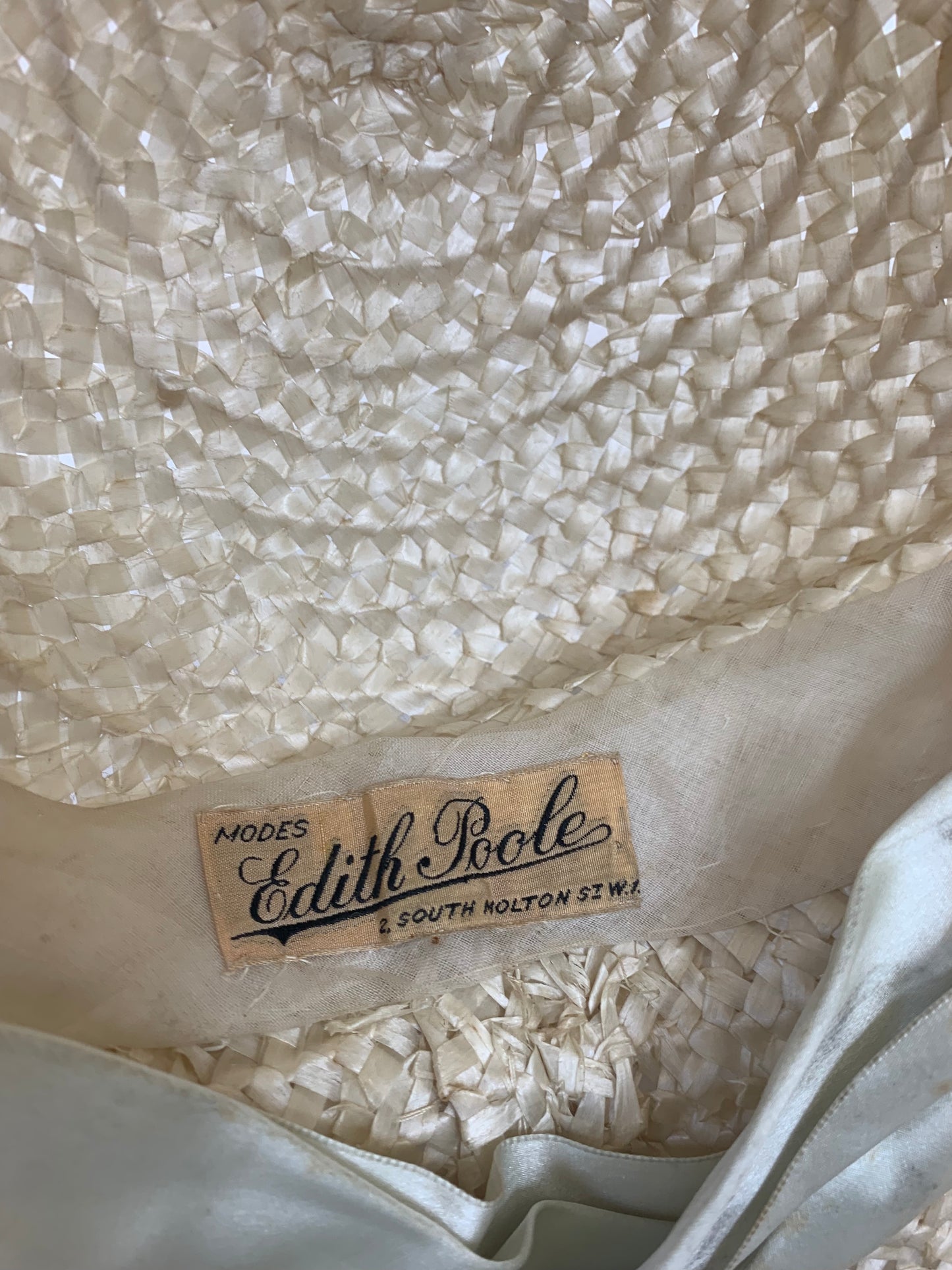 Original Beautiful Edwardian Walking Hat - Cream
