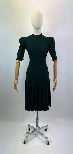Original spectacular 2pc Dress & Jacket set - in Forest green