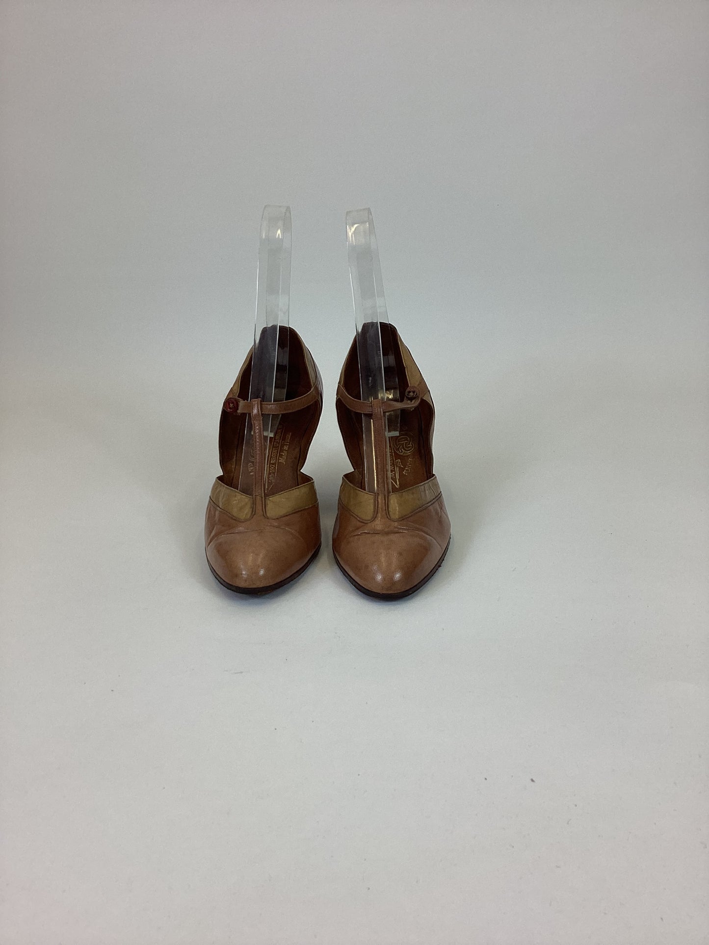 Original 20's/30's stunning 2 tone shoes - in taupe and sand colourway