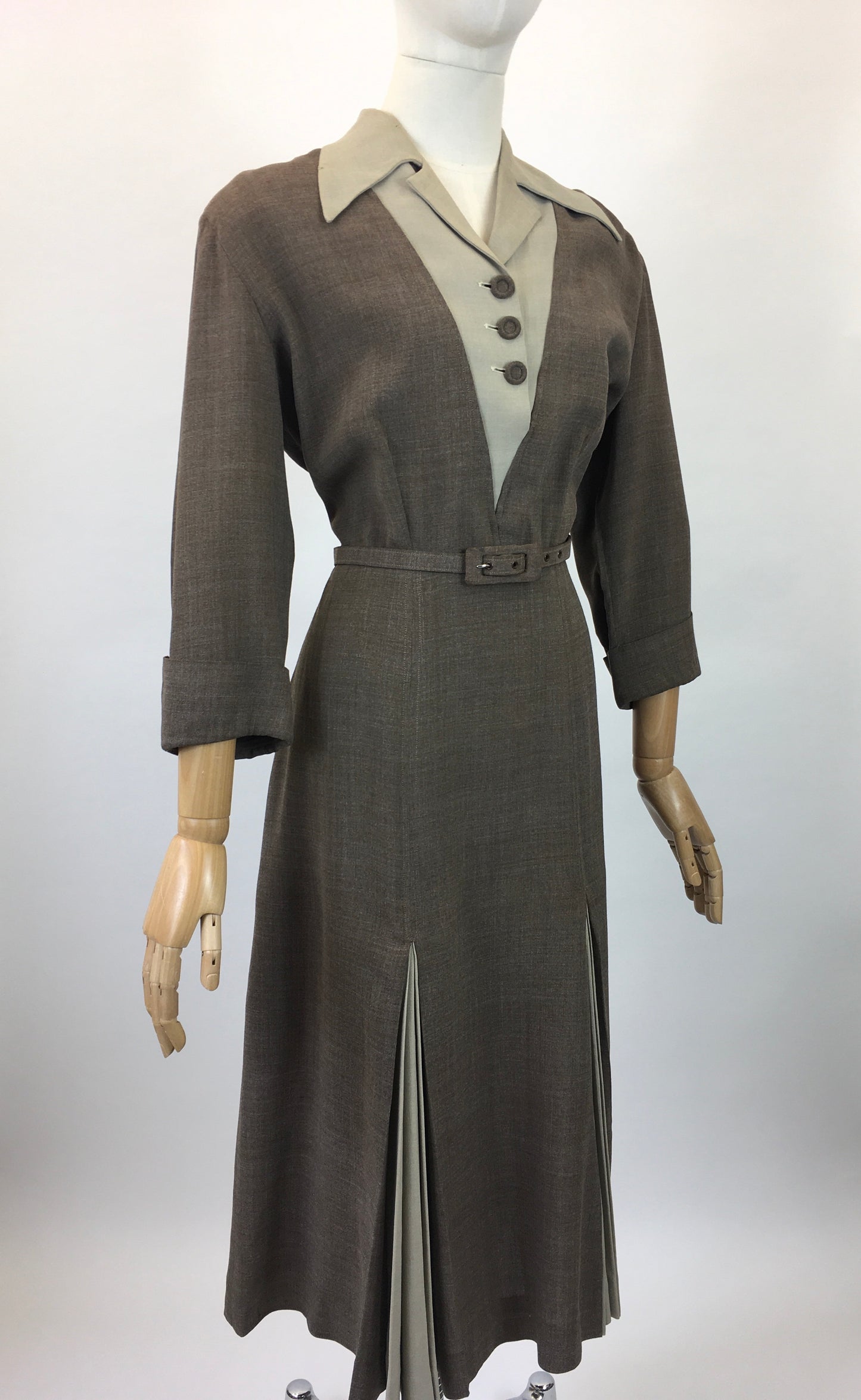 Original 40’s Beautiful Two Tone dress - Taupe and Brown colourway.