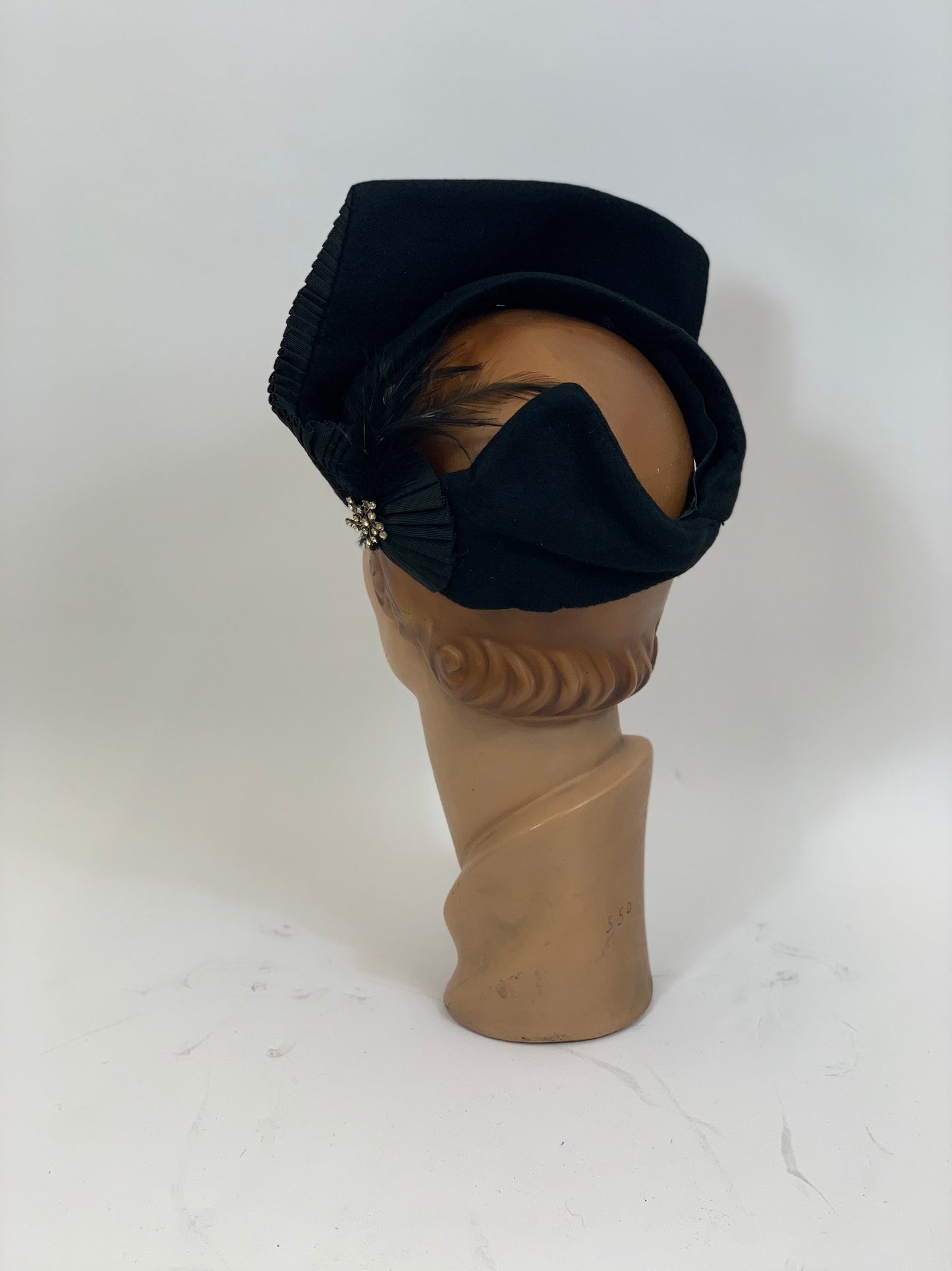 Original 1930’s Fabulous Headpiece - in Black