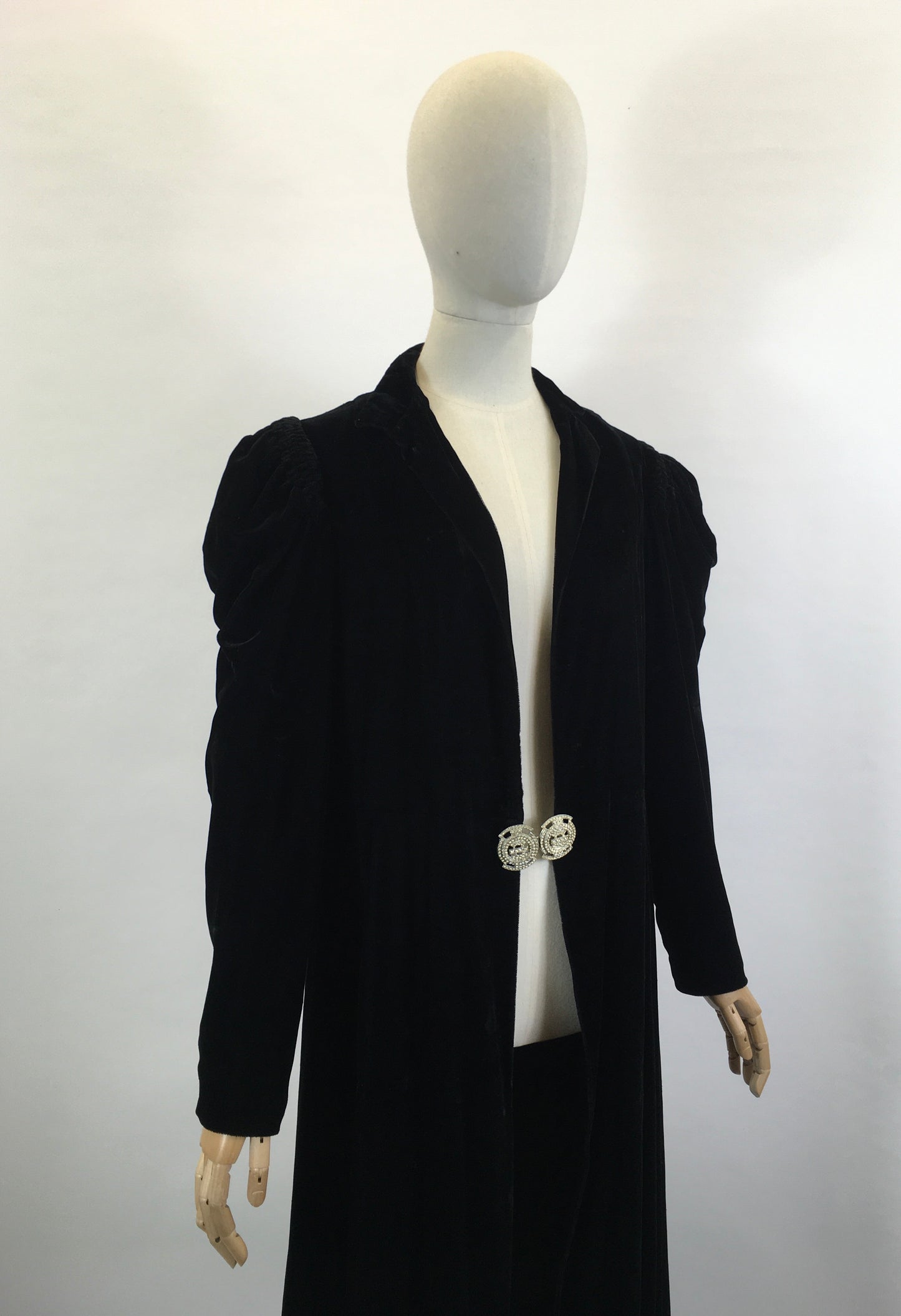 Original 1920’s Beautiful Velvet Opera Coat in Black