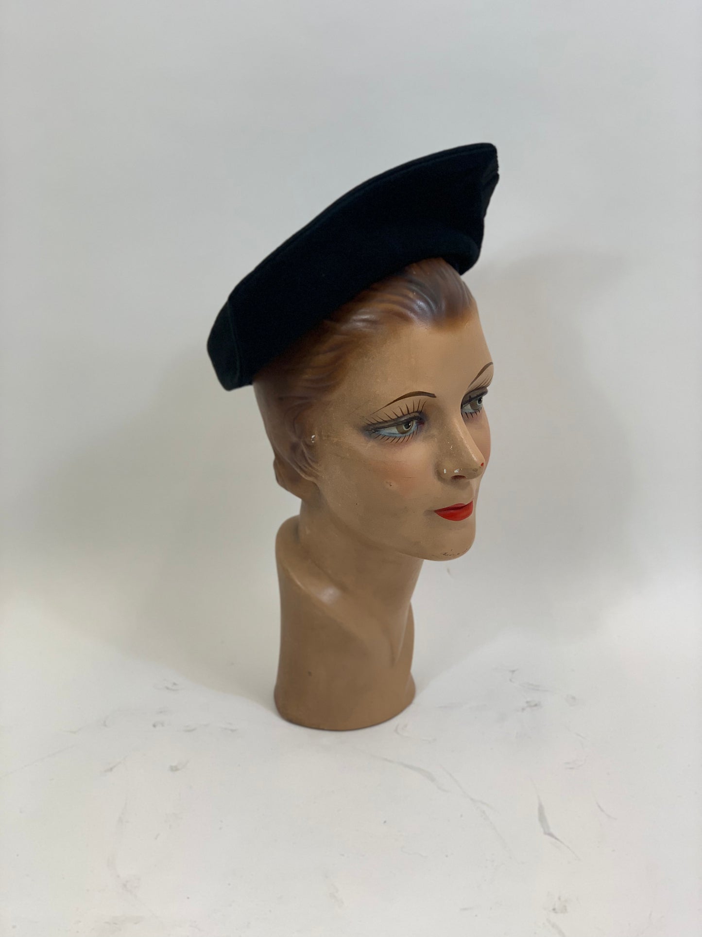 Original 1930’s Fabulous Headpiece - in Black