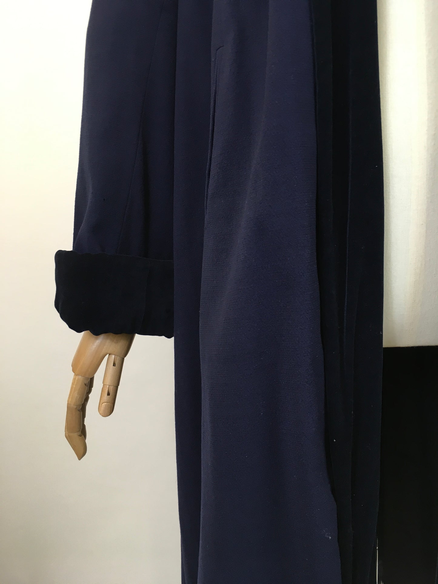 Original 1940’s Beautiful edge to edge swagger coat - Navy with Royal Navy velvet trim