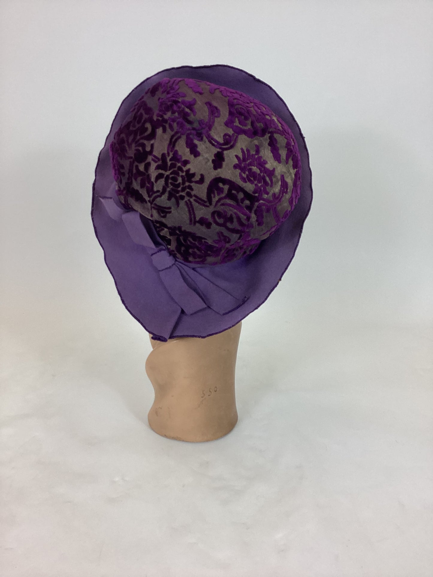 Original 20’s / 30’s maybe earlier Amazing hat - Purple flock Velvet and Felt