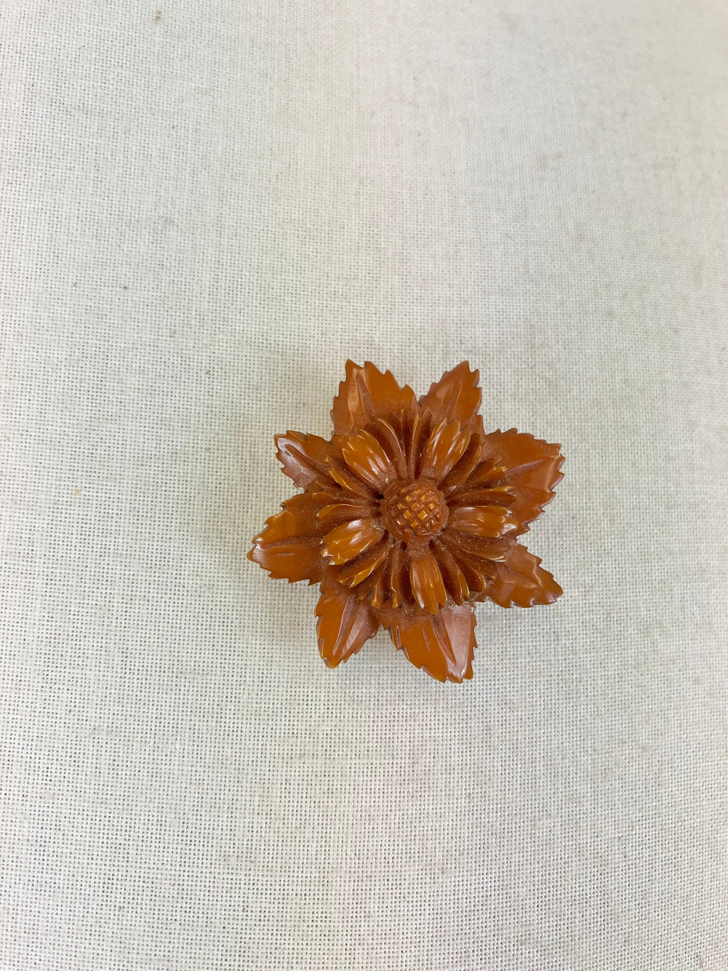 Original 1940's Beautiful Celluloid Flower Brooch