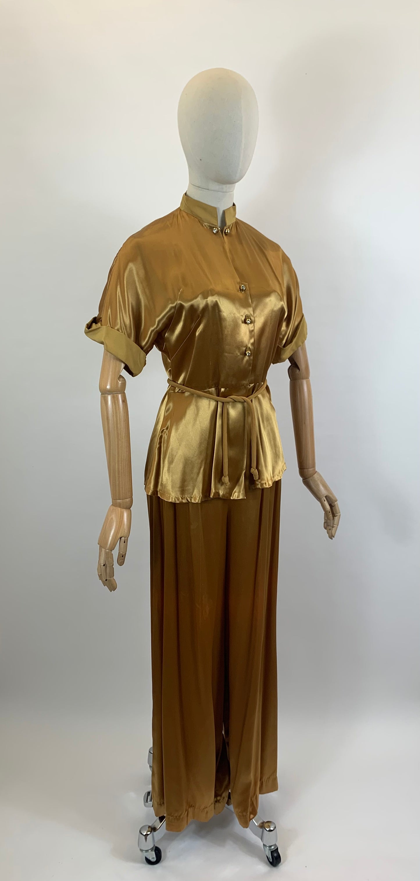 Original 1940's Sublime 3pc Pant Suit in an Old Gold Silk Rayon oozing Old Hollywood Glamour