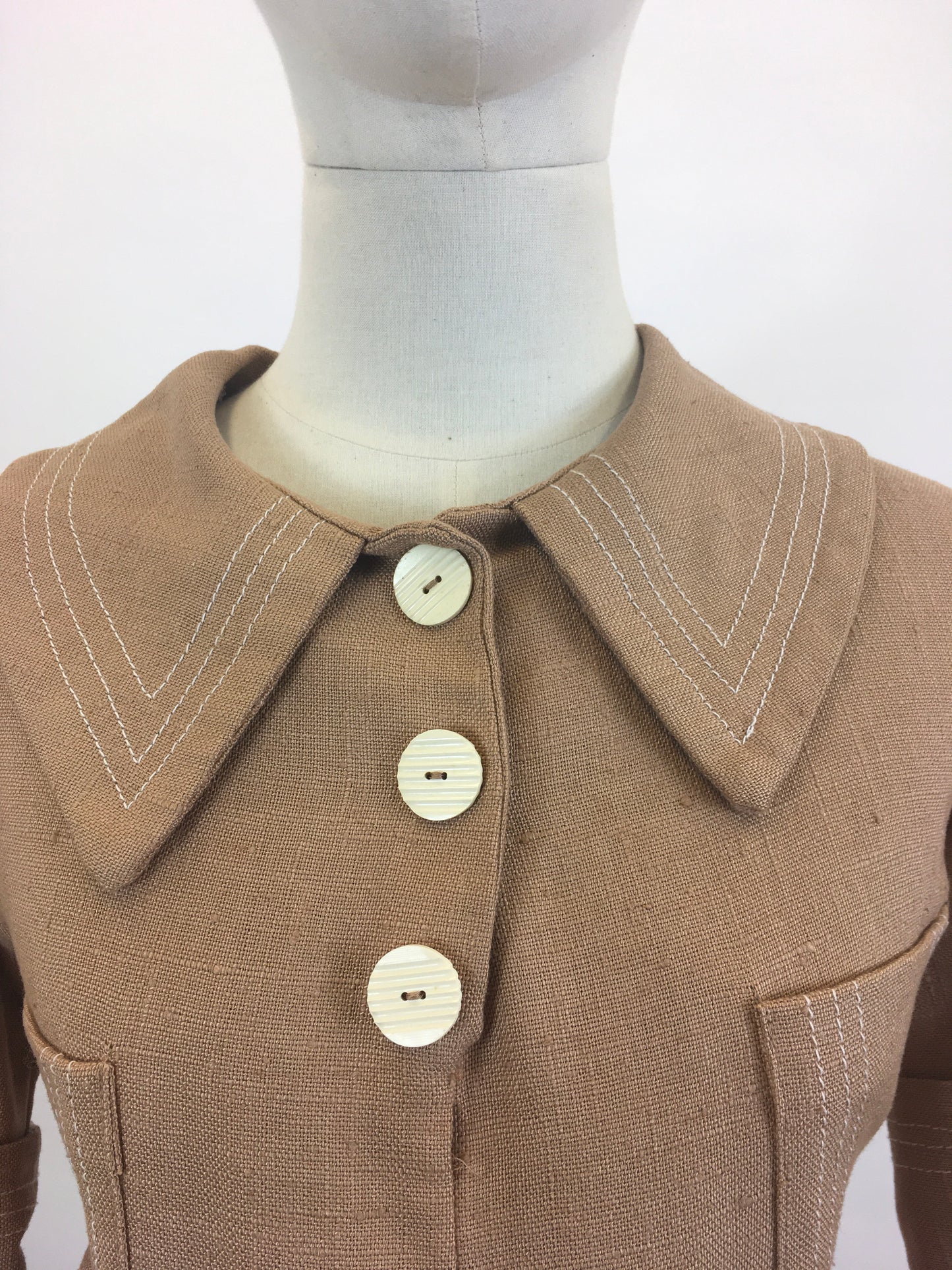 Original CC41  1940's Fabulous Moygashel Linen Dress - Soft Caramel