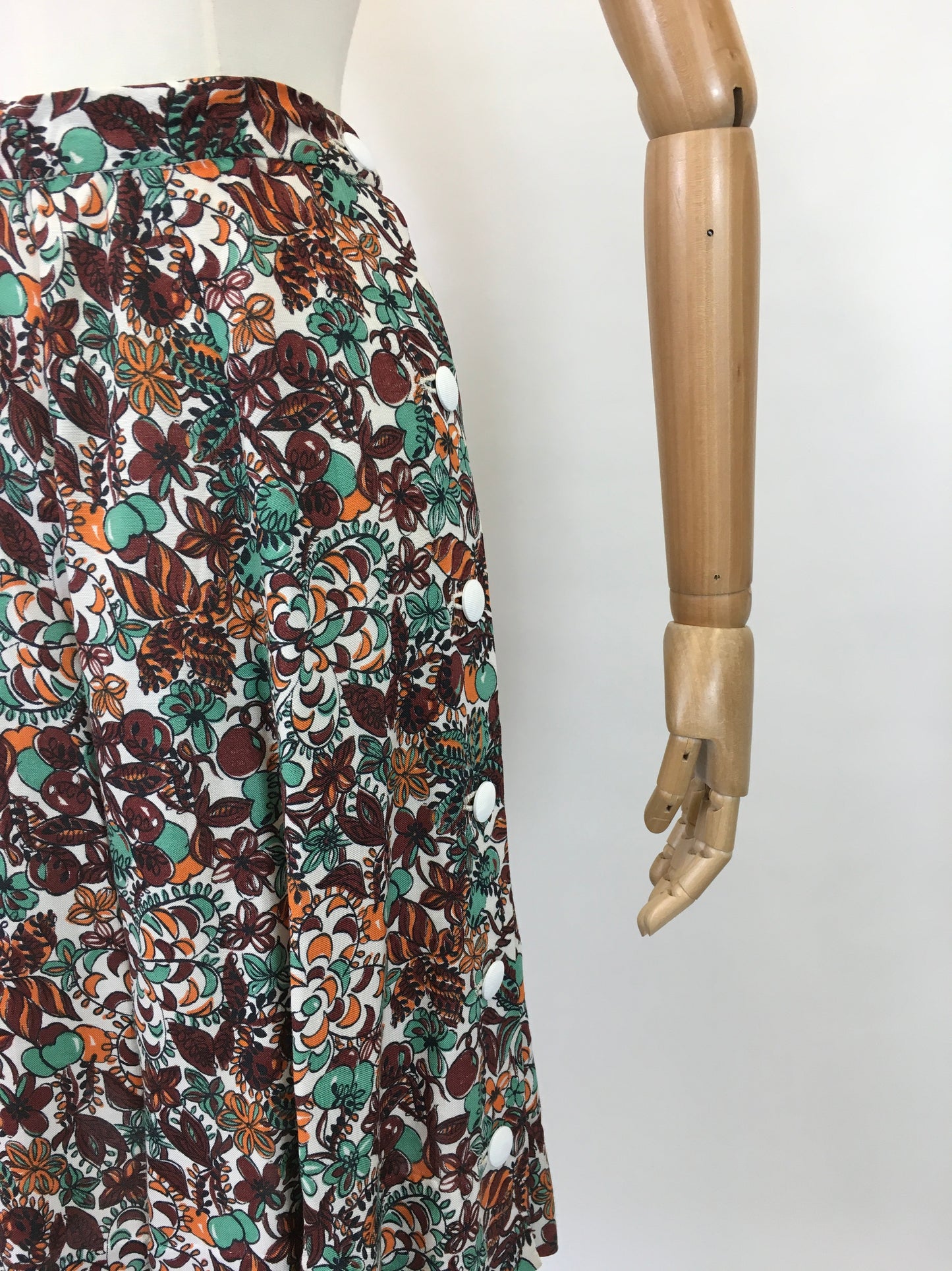 Original 1940’s Fabulous Moygashel linen Novelty print skirt - in Brown, orange and Green