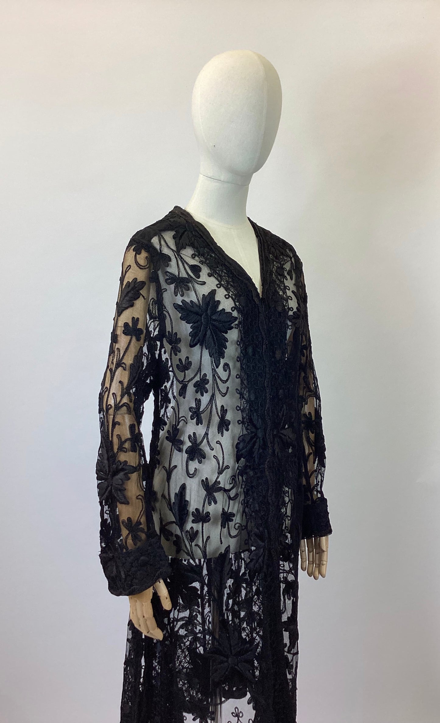 Original 1910’s Exquisite coat - Black Sheer Lace