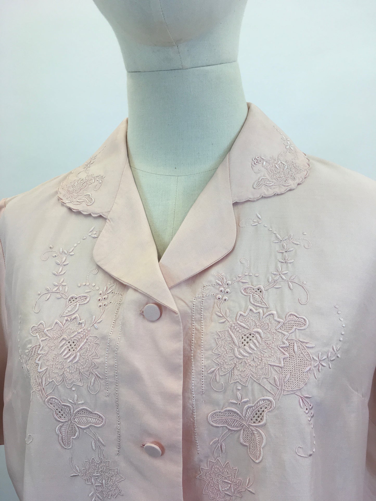 Original 1950's Embroidered Blouse - in Soft Peach