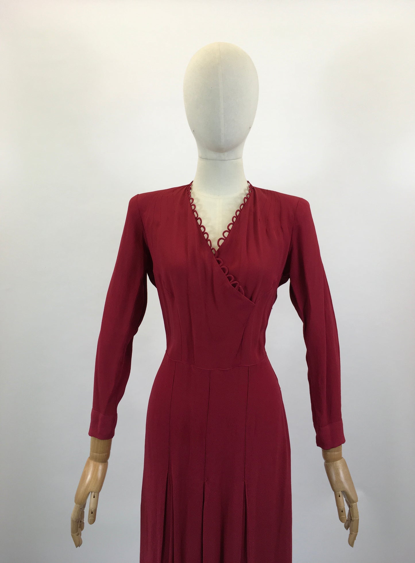 Original Dinner Plate 1940’s Cocktail dress - Wine Red