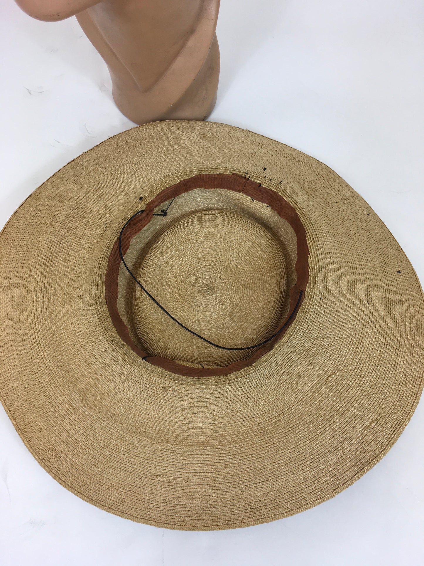 Original 1930s Natural fine Straw Hat - with a Deco ribbon in Navy/white combination.