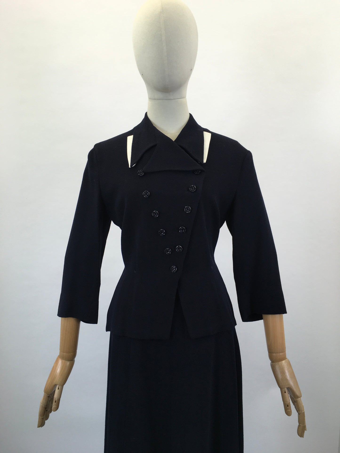 Original 1940’s Gorgeous 2pc suit - Dark Navy with White contrast
