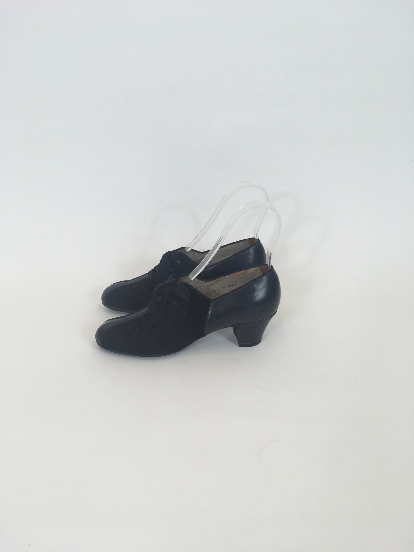 Original CC41 40’s Spectacular Lace up Shoes - Navy Suede & Leather