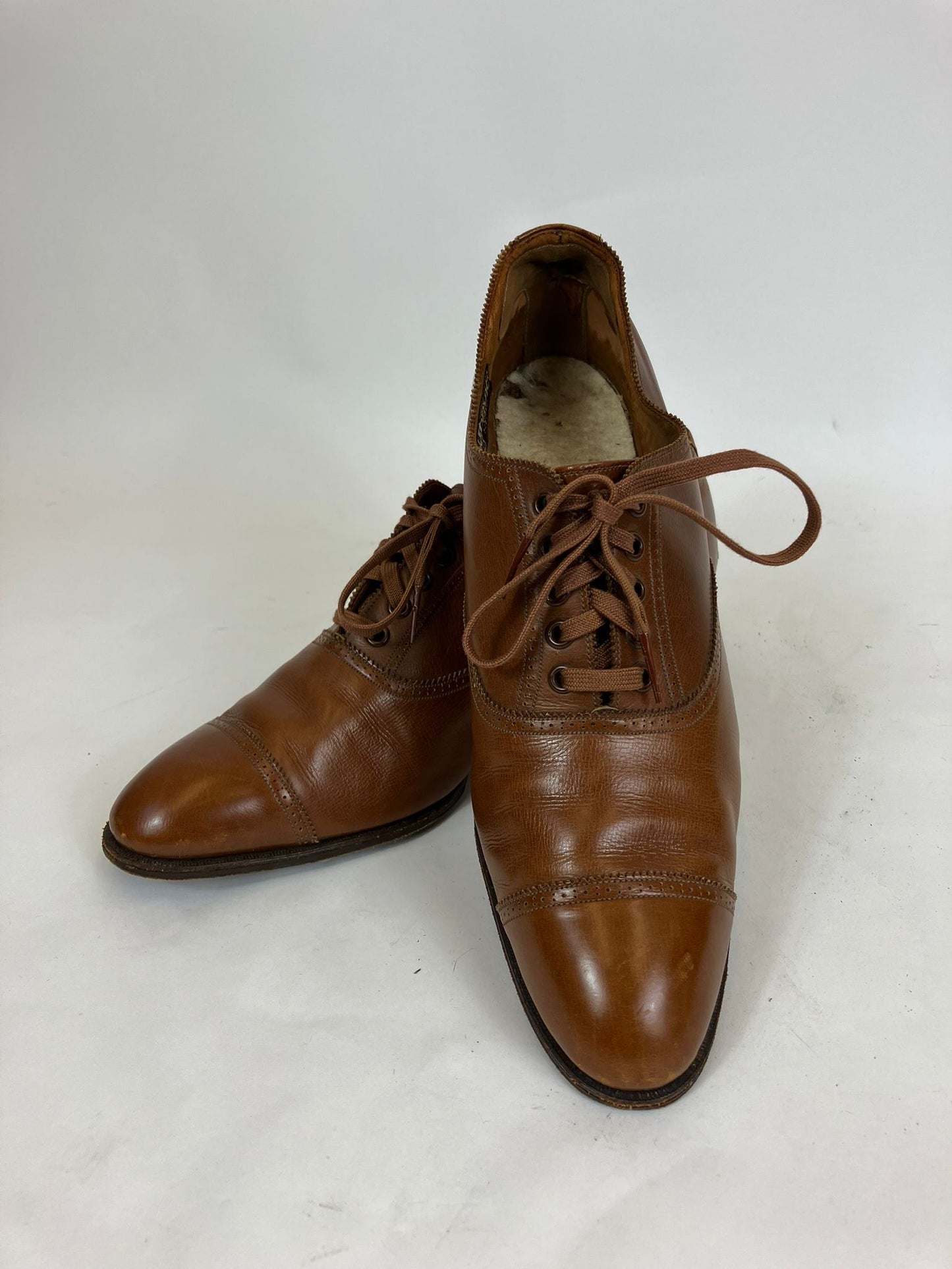 Original 1940’s Gorgeous brogues - tan leather