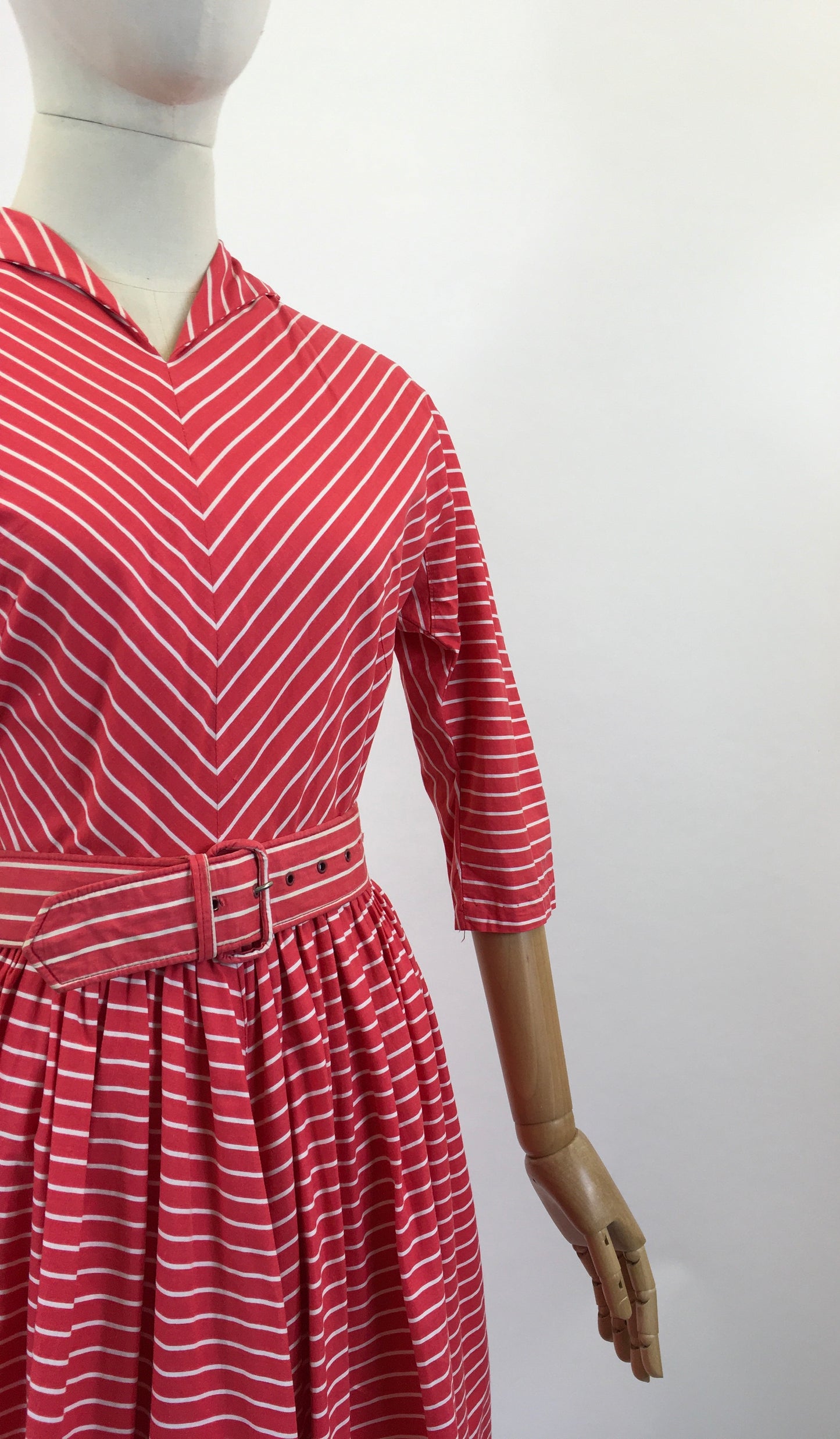 Original early 1950’s Cotton Day Dress - Red/ white
