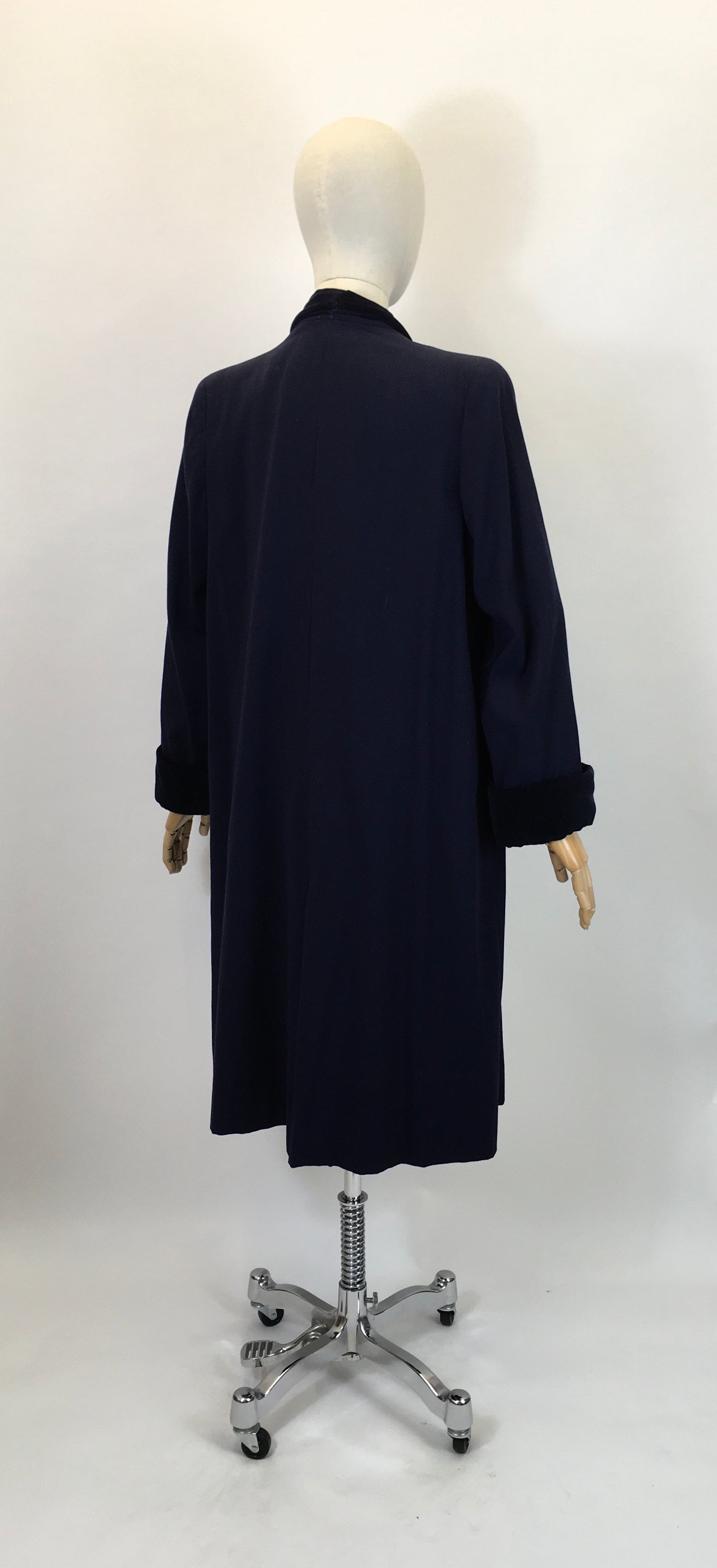 Original 1940’s Beautiful edge to edge swagger coat - Navy with Royal Navy velvet trim
