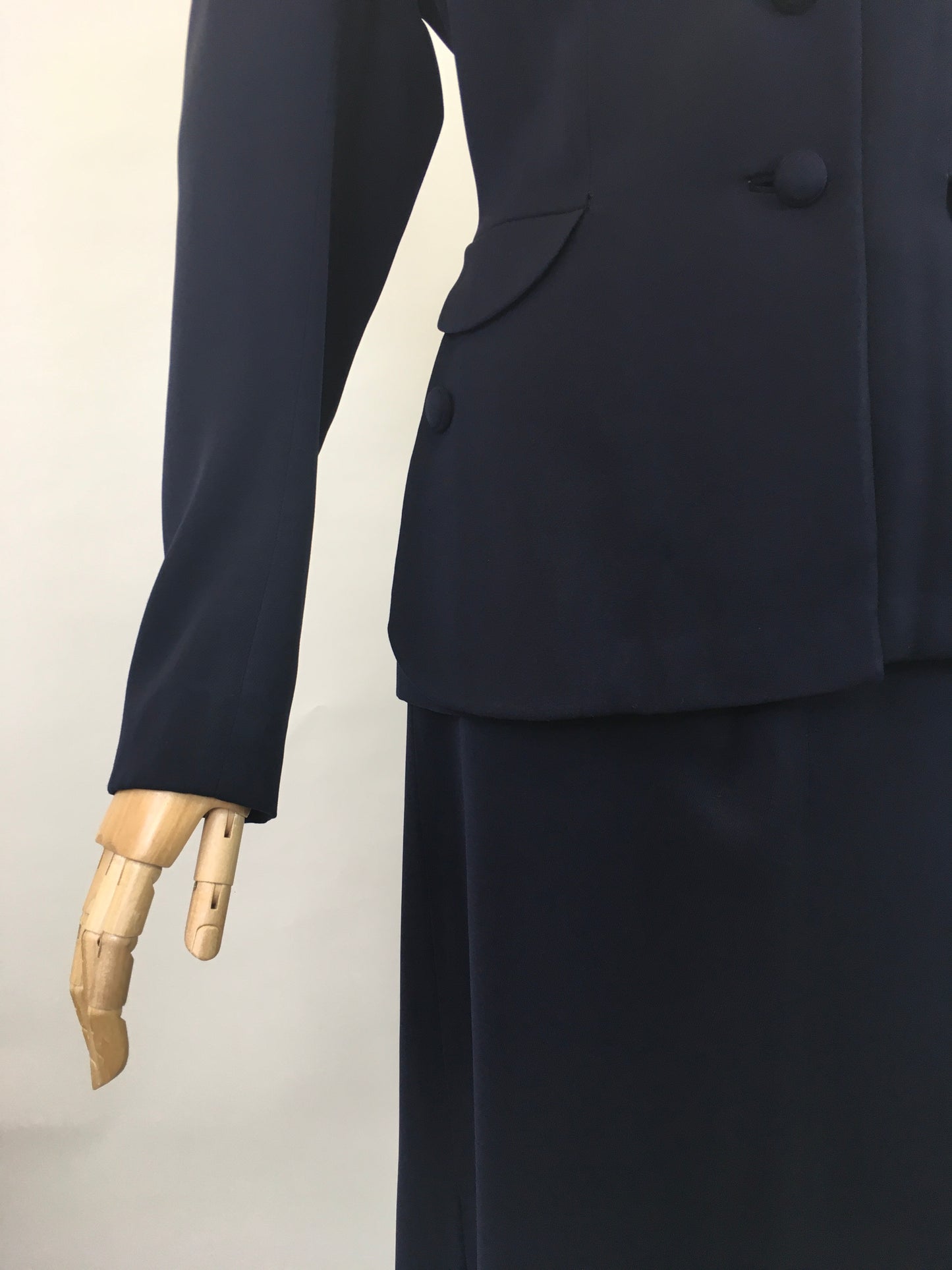 Original 1940’s Beautifully Tailored 2 pc suit -Royal Navy