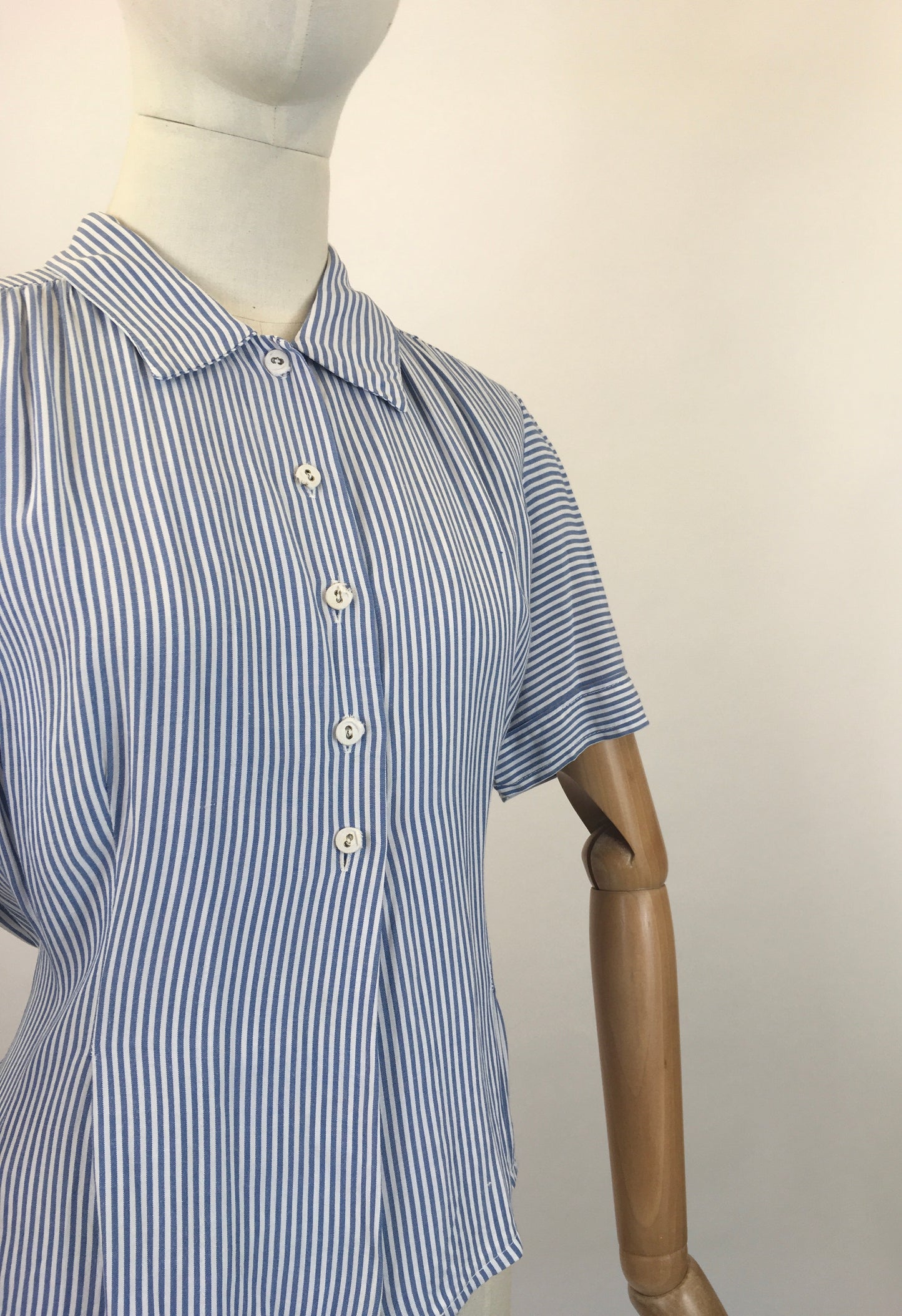 Original 1940’s Gorgeous Striped Blouse - in Blue/White