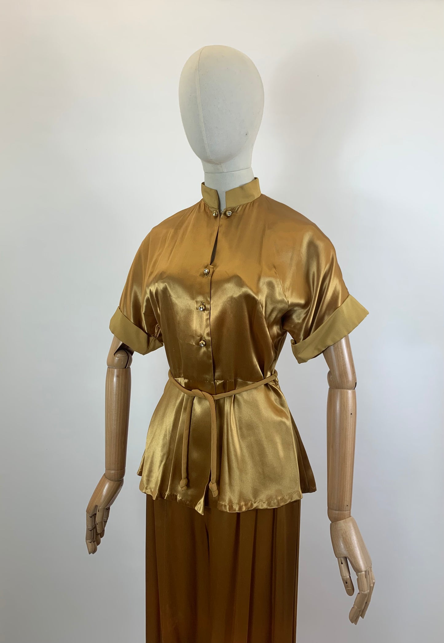 Original 1940's Sublime 3pc Pant Suit in an Old Gold Silk Rayon oozing Old Hollywood Glamour