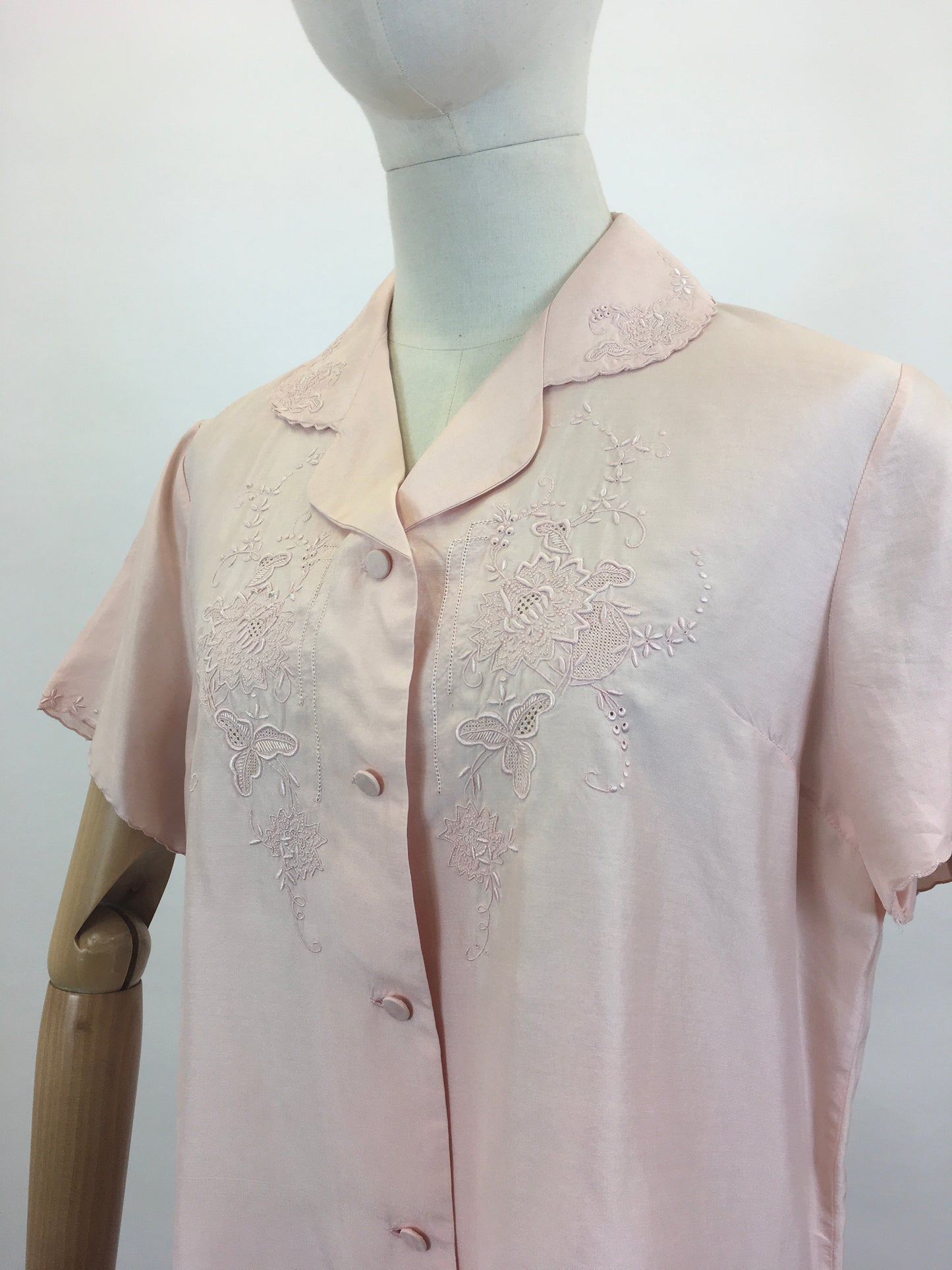 Original 1950's Embroidered Blouse - in Soft Peach