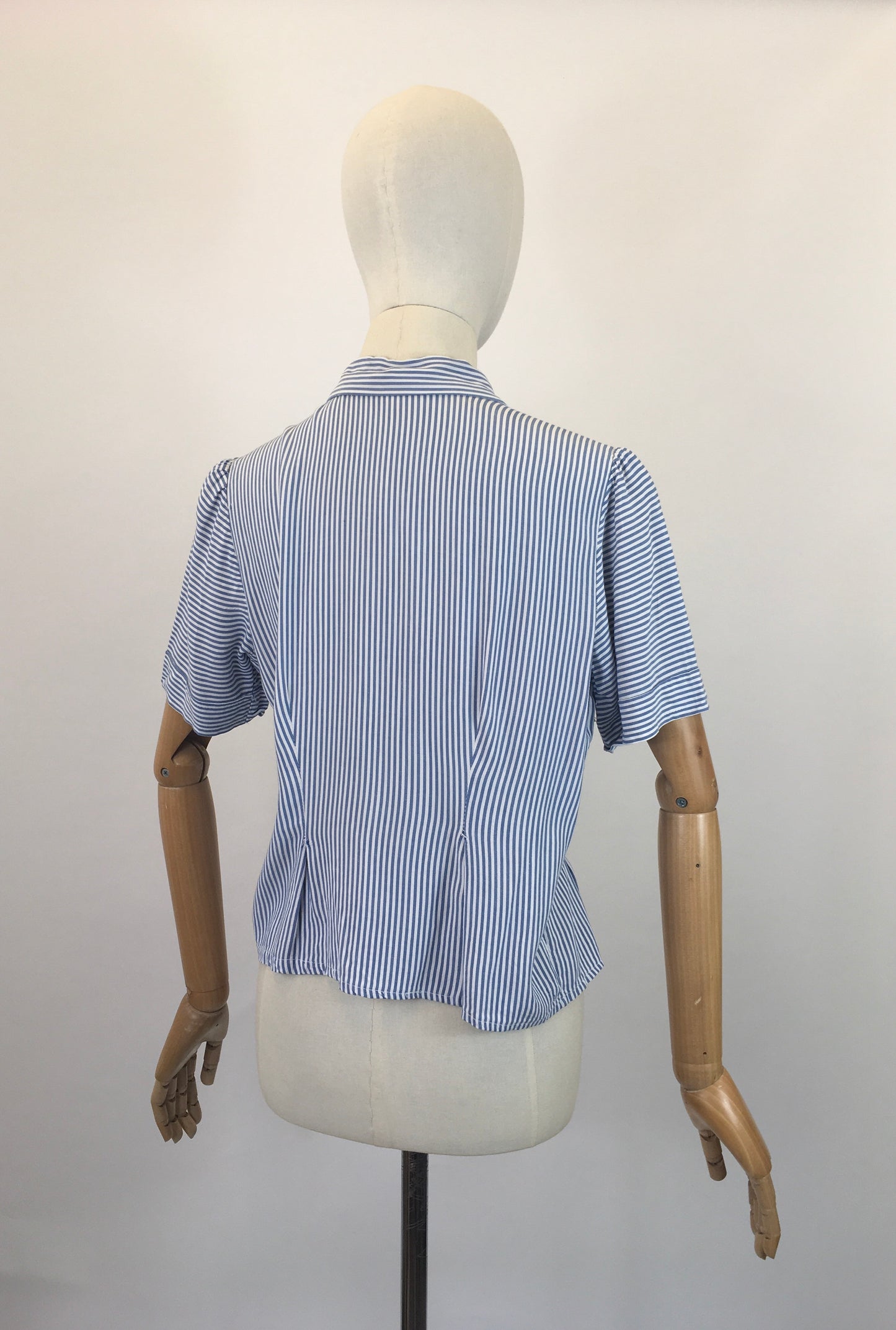 Original 1940’s Gorgeous Striped Blouse - in Blue/White