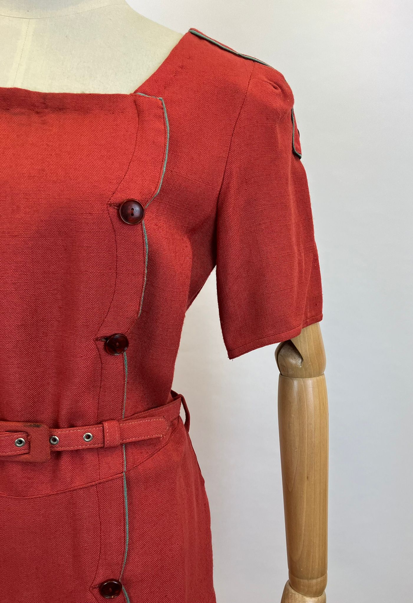 Original 1940’s CC41 Moygashel Fabulous 2 tone dress - Rust and Green