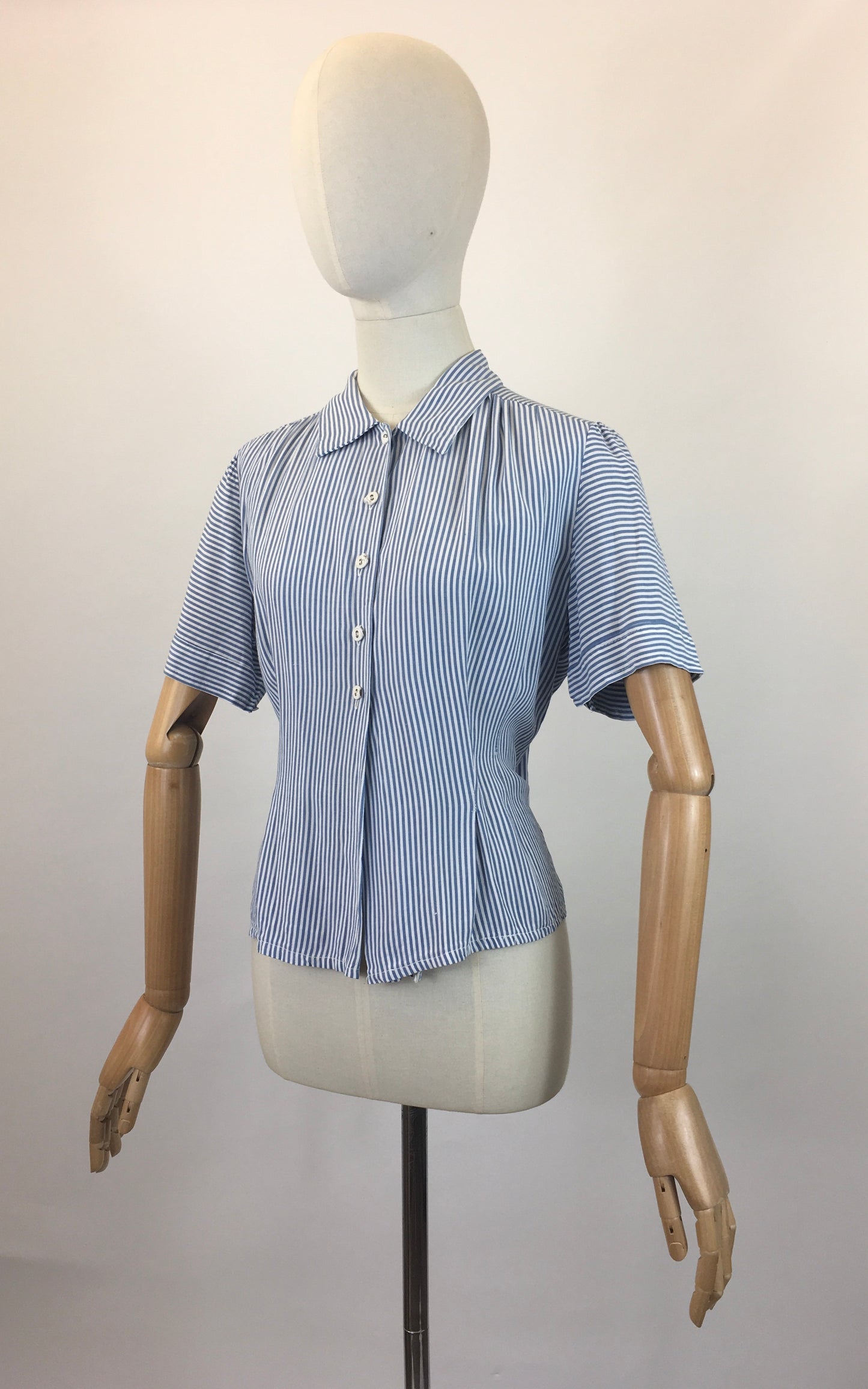 Original 1940’s Gorgeous Striped Blouse - in Blue/White