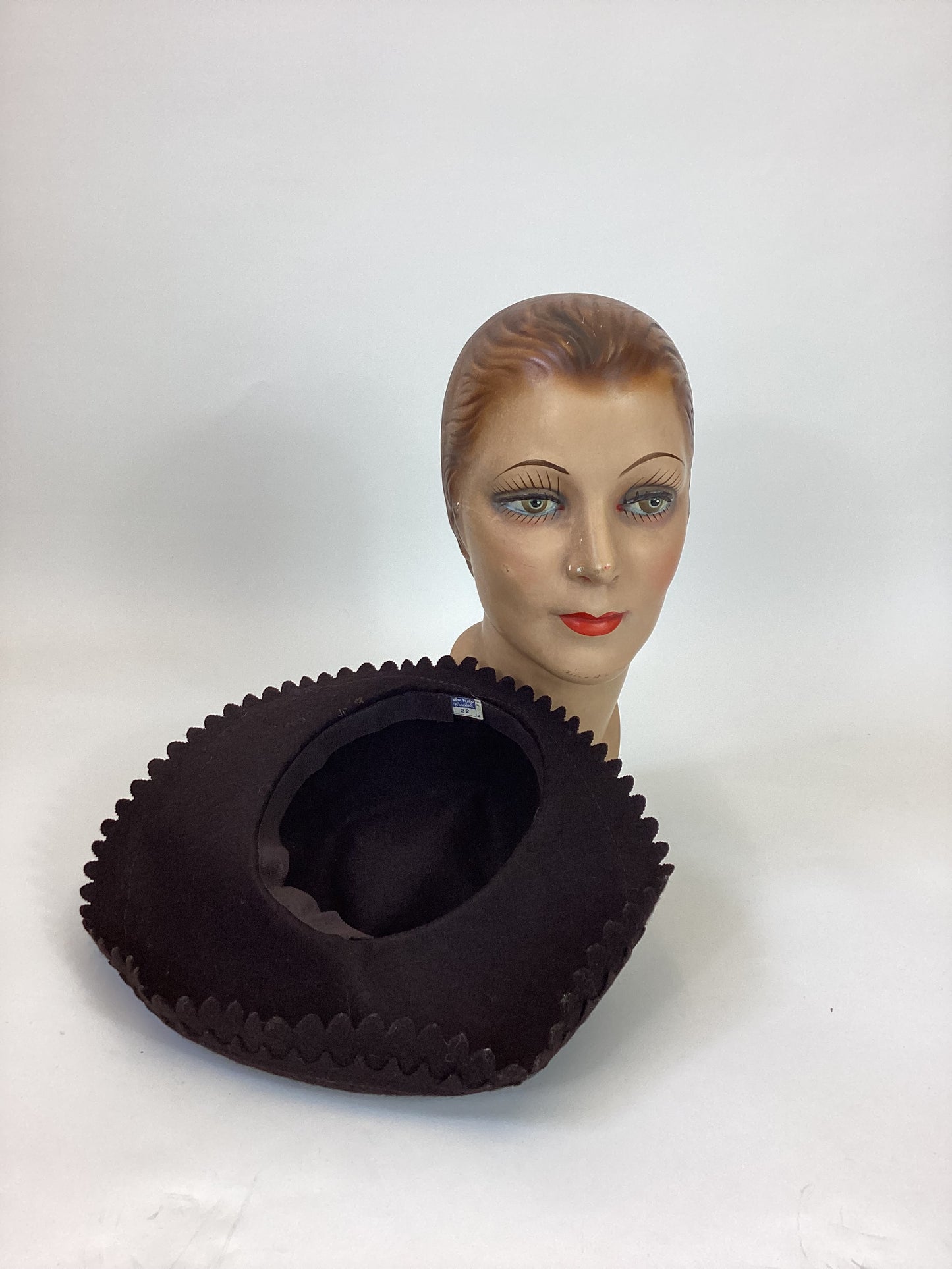 Original 40's Gorgeous Felted Hat - in Rich dark Brown