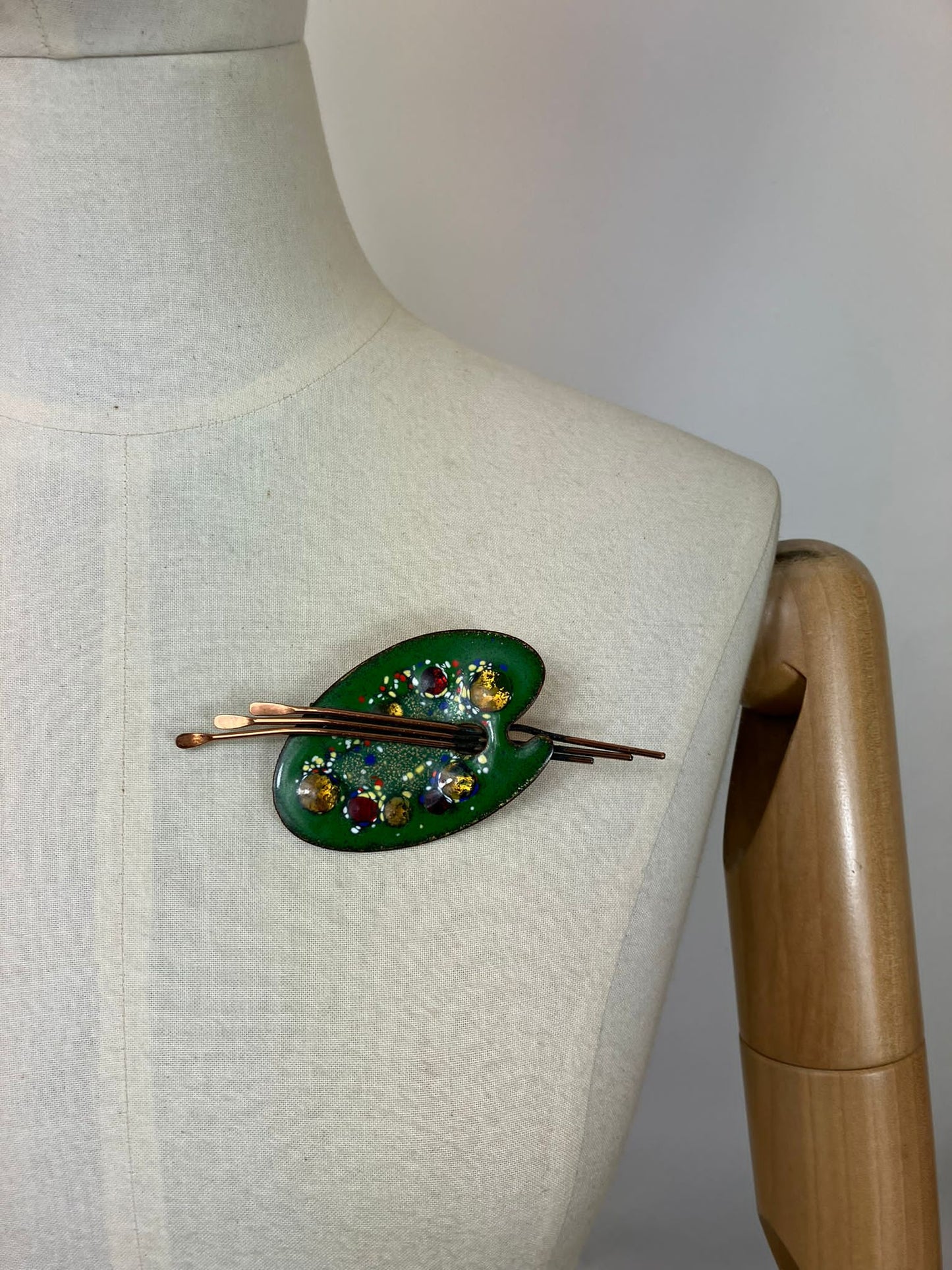 Original 1950’s Matisse Renoir Artist Palette brooh