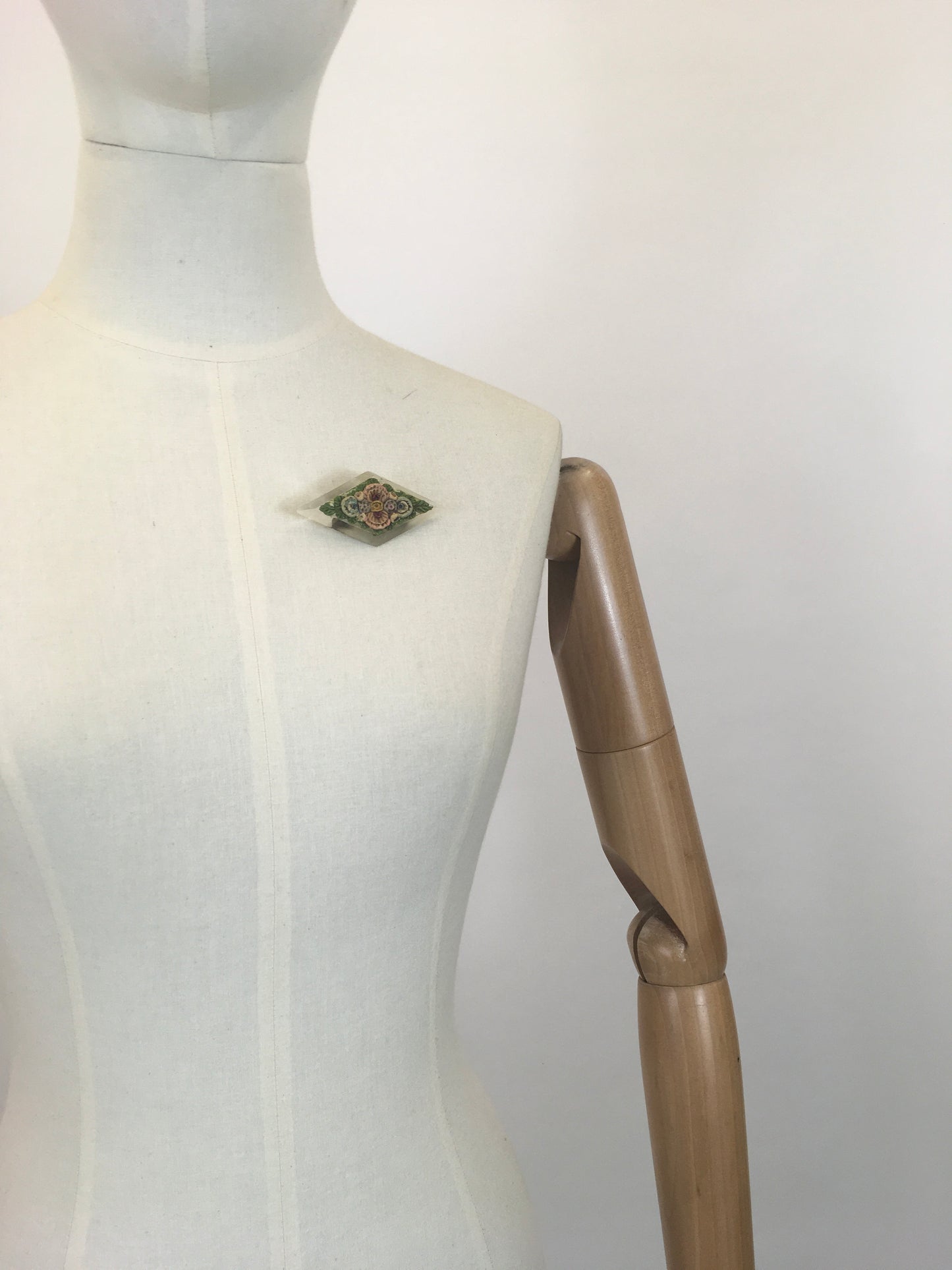 Original 1930’s Gorgeous Lucite Brooch - Embossed flowers