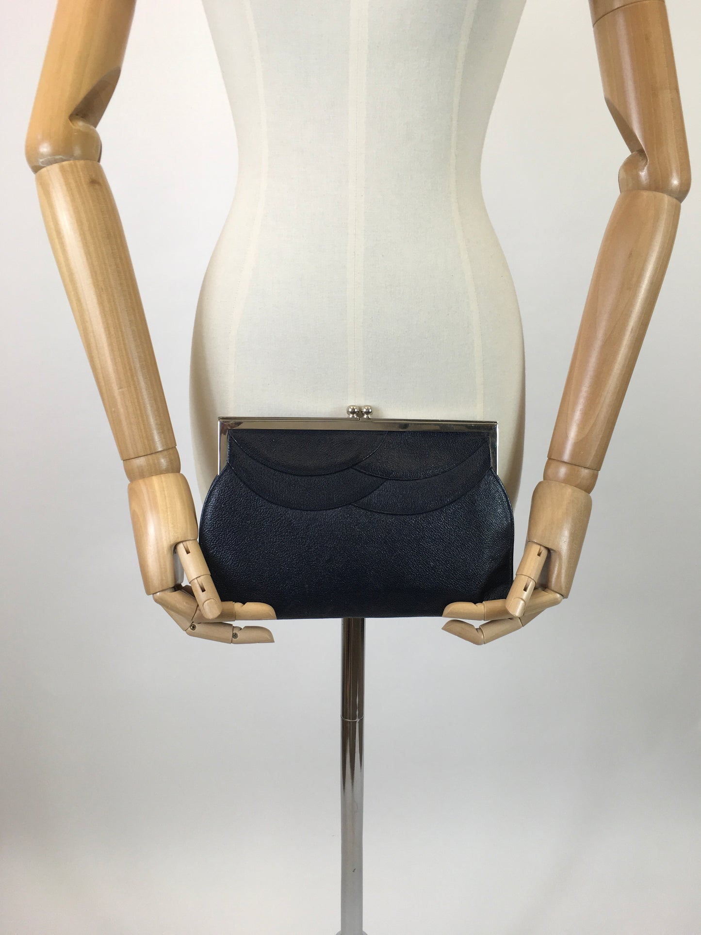 Original 30s Art Deco Clutch - Navy on a silver tone frame