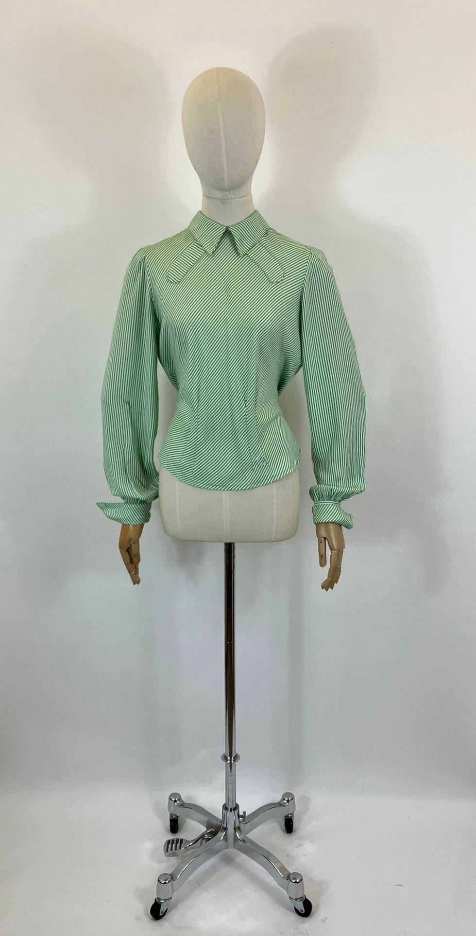 Original 1940’s CC41 Utility Blouse - vibrant Green/ White stripe