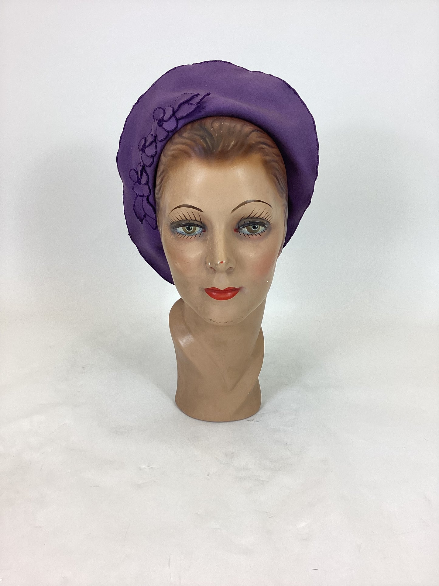 Original 20’s / 30’s maybe earlier Amazing hat - Purple flock Velvet and Felt