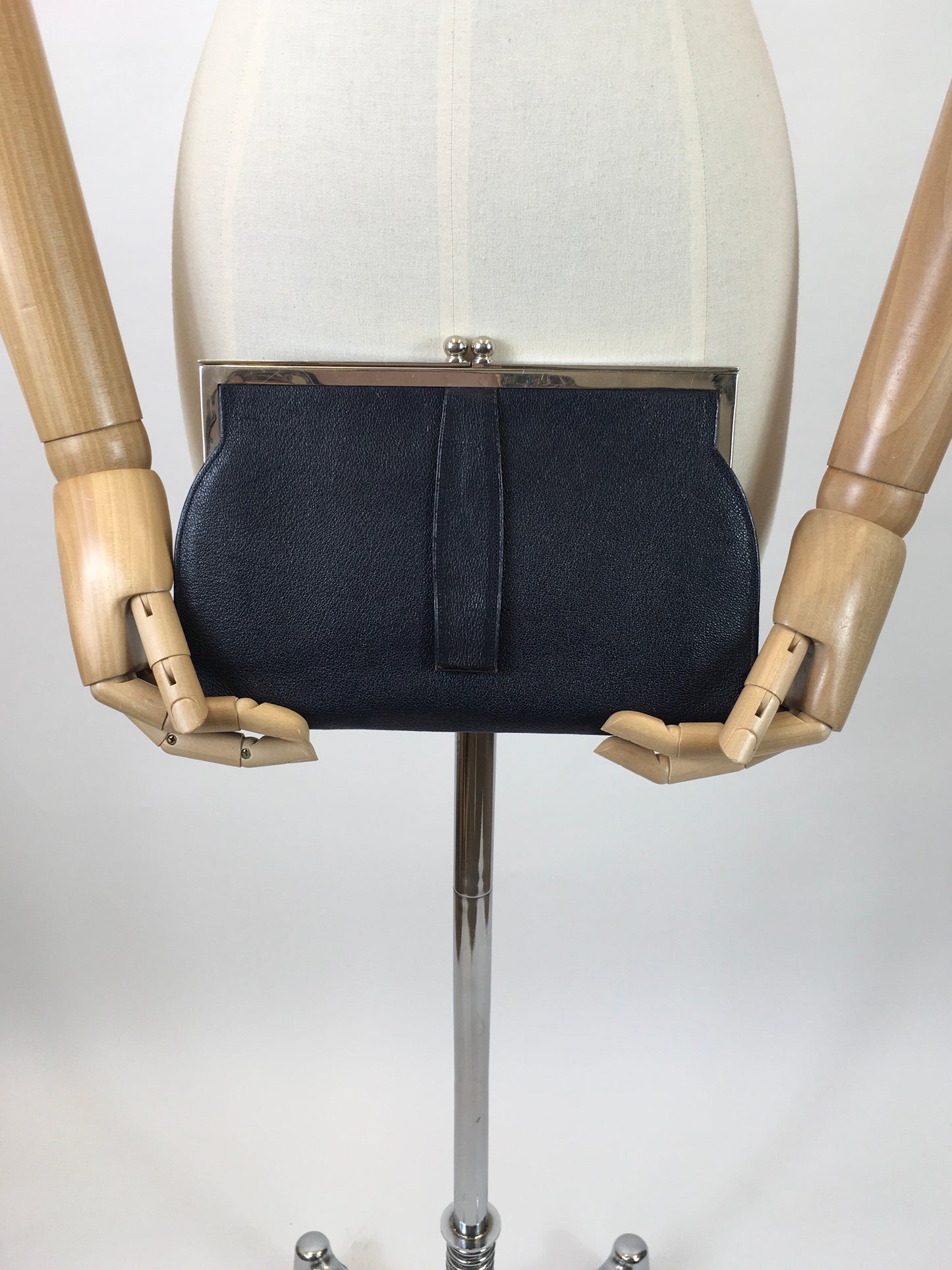 Original 30s Art Deco Clutch - Navy on a silver tone frame