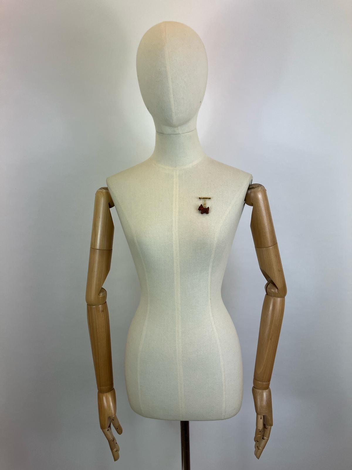 Original 1940’s/ 1950’s Dangly Dog Brooch