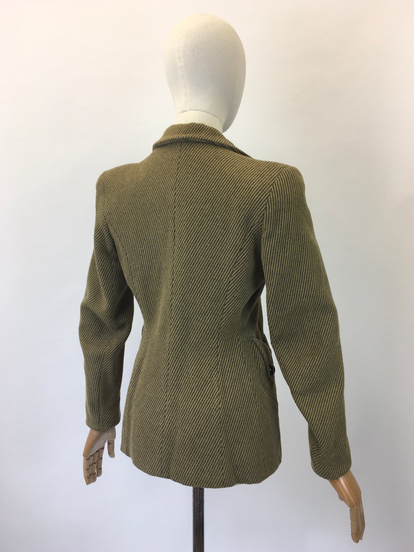 Original 1940's Stunning CC41 label Jacket - in Grey/lime pinstripe with exquisite details.
