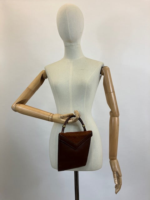 Original 1940’s Gorgeous Shaped contrast Leather/suede handbag - Brown