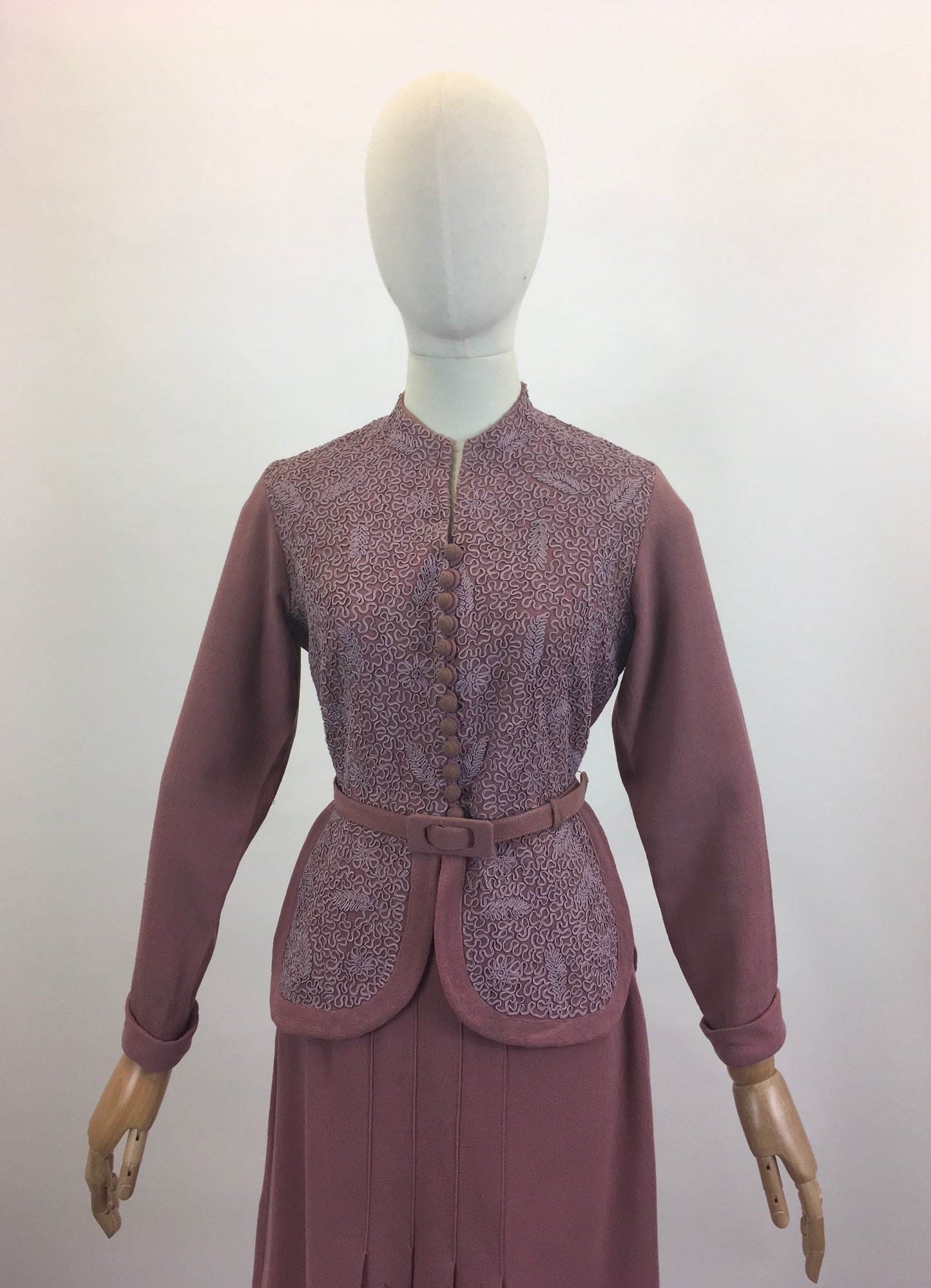 Original 1940’s Gorgeous 2pc suit - in a Dusky Rose