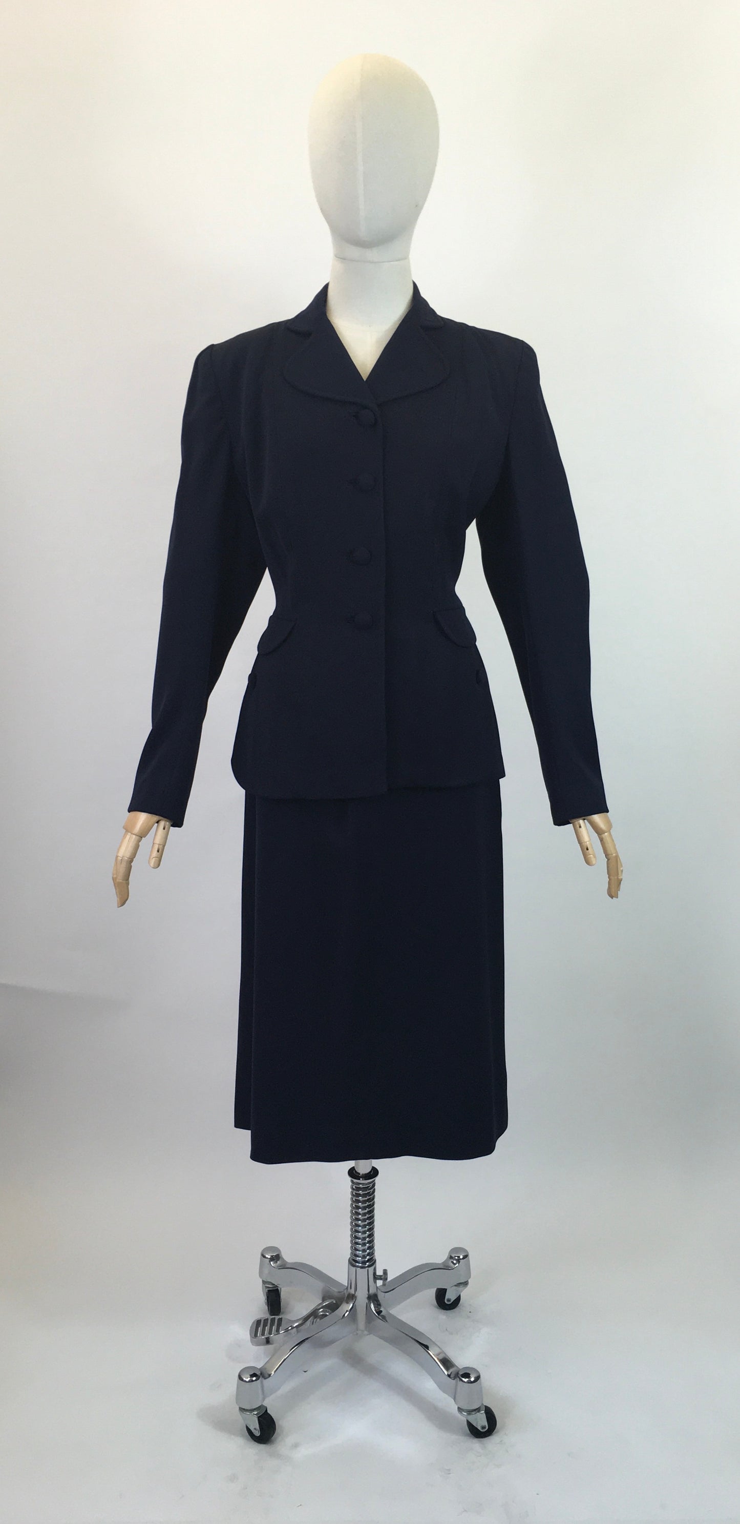 Original 1940’s Beautifully Tailored 2 pc suit -Royal Navy