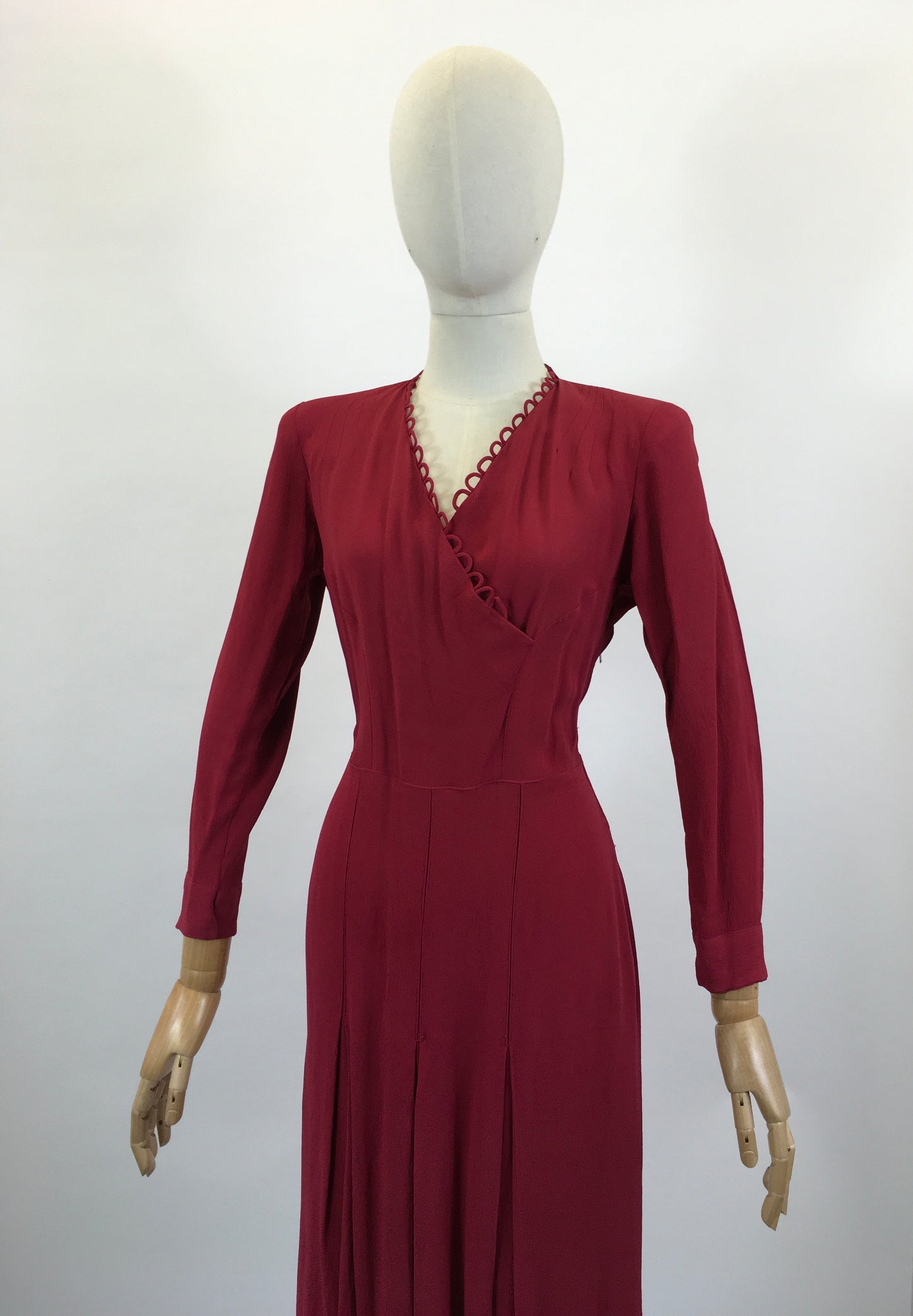 Original Dinner Plate 1940’s Cocktail dress - Wine Red